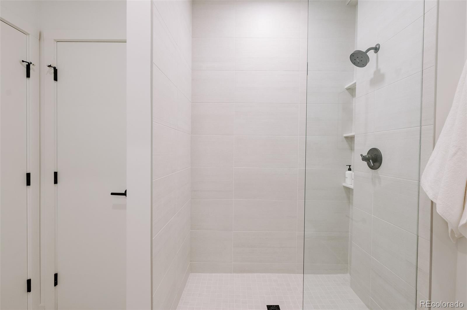MLS Image #34 for 1601  park avenue 214,denver, Colorado