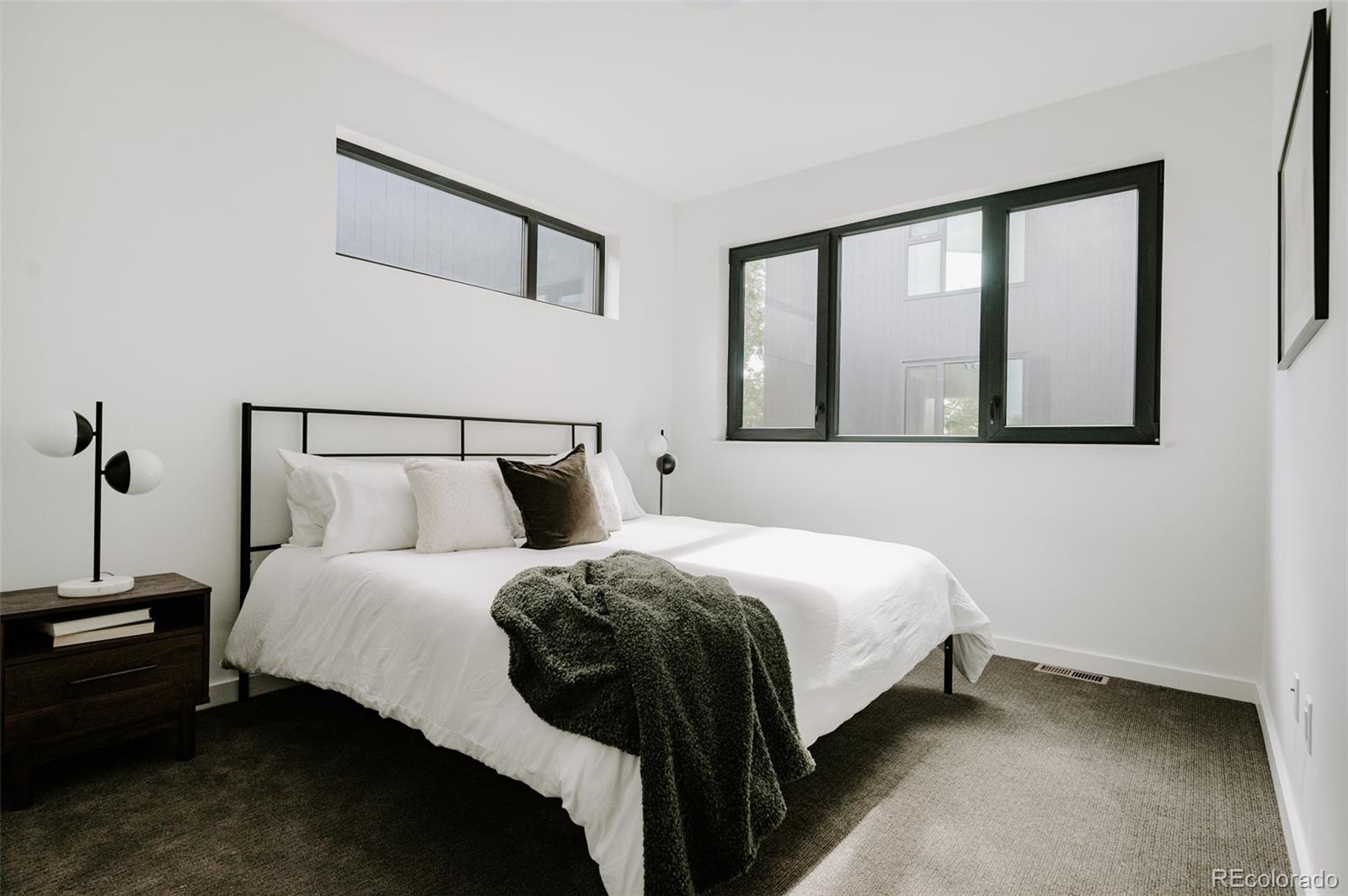 MLS Image #4 for 1601  park avenue 214,denver, Colorado