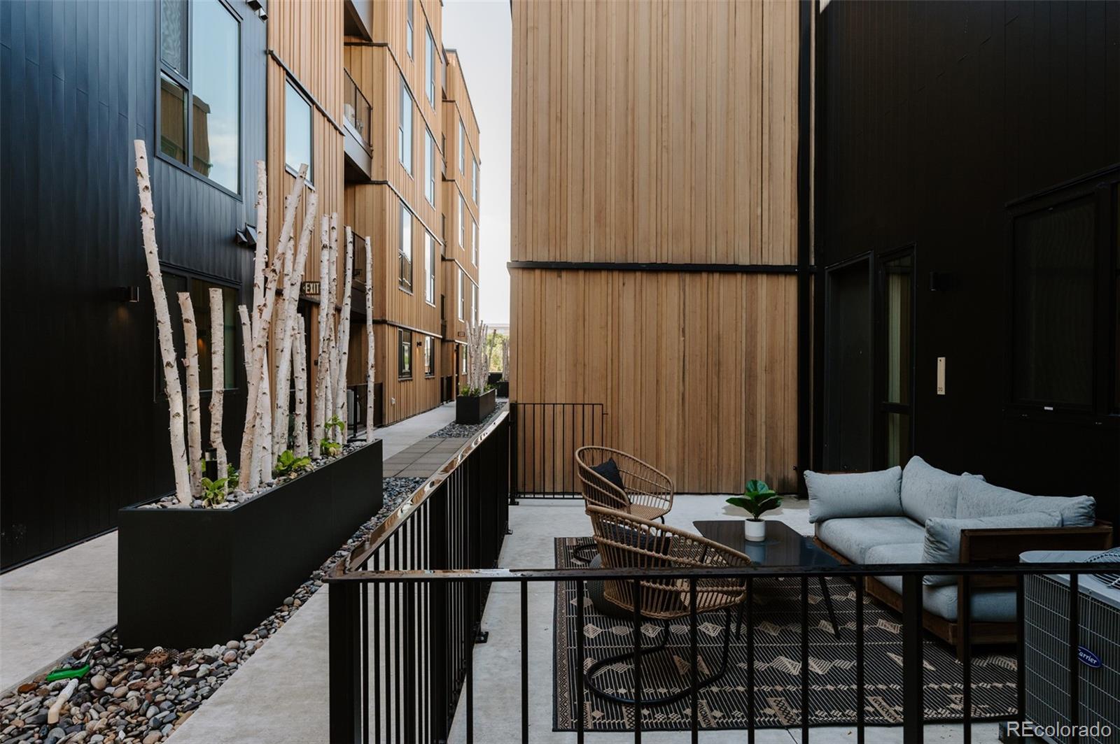 MLS Image #7 for 1601  park avenue 214,denver, Colorado