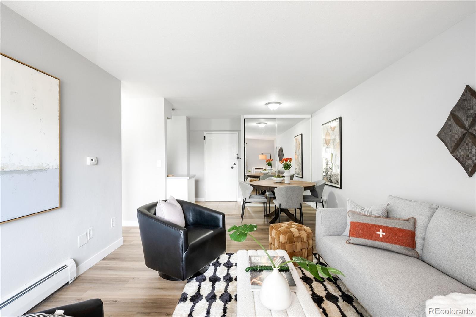 MLS Image #7 for 4110  hale parkway,denver, Colorado