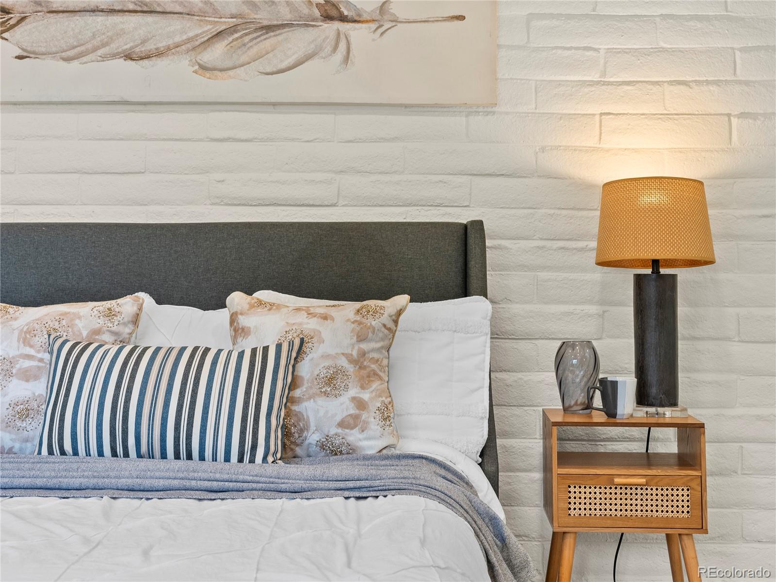 MLS Image #14 for 1060 s parker road,denver, Colorado
