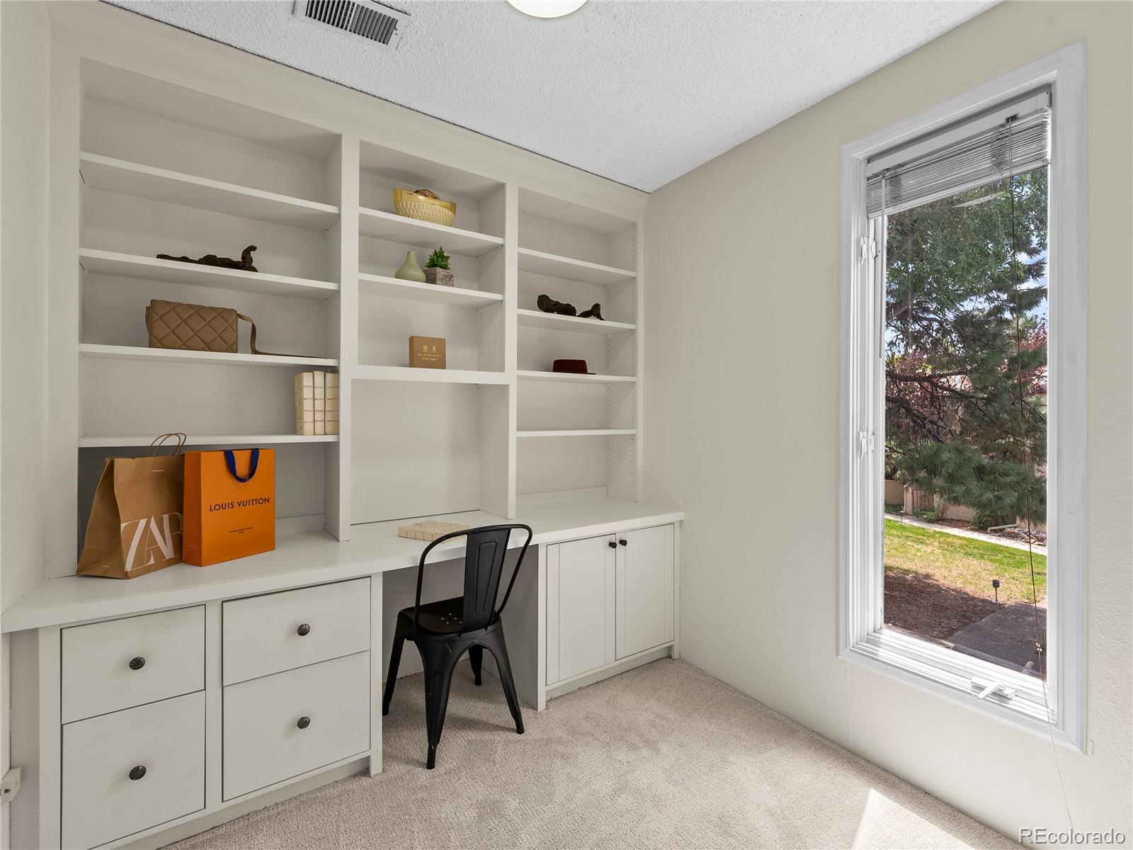 MLS Image #16 for 1060 s parker road,denver, Colorado