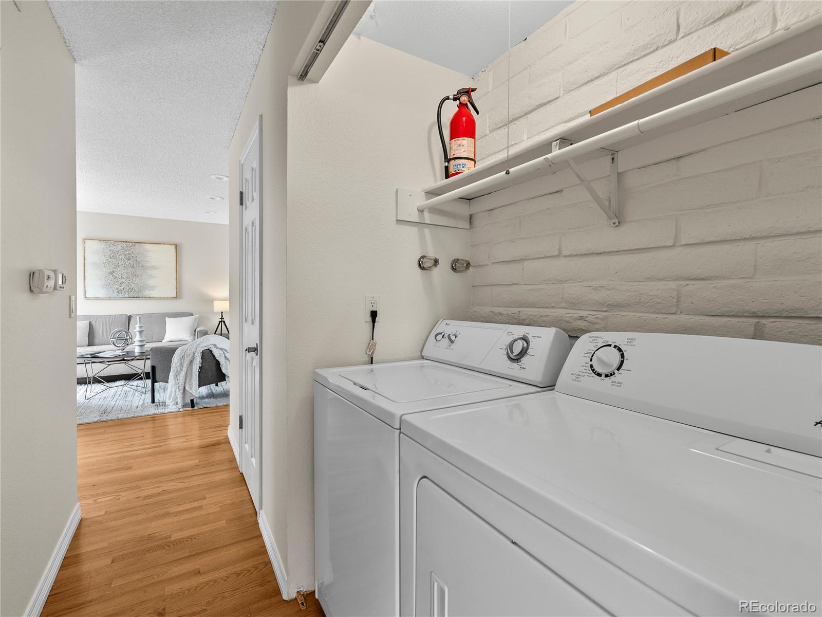 MLS Image #19 for 1060 s parker road,denver, Colorado