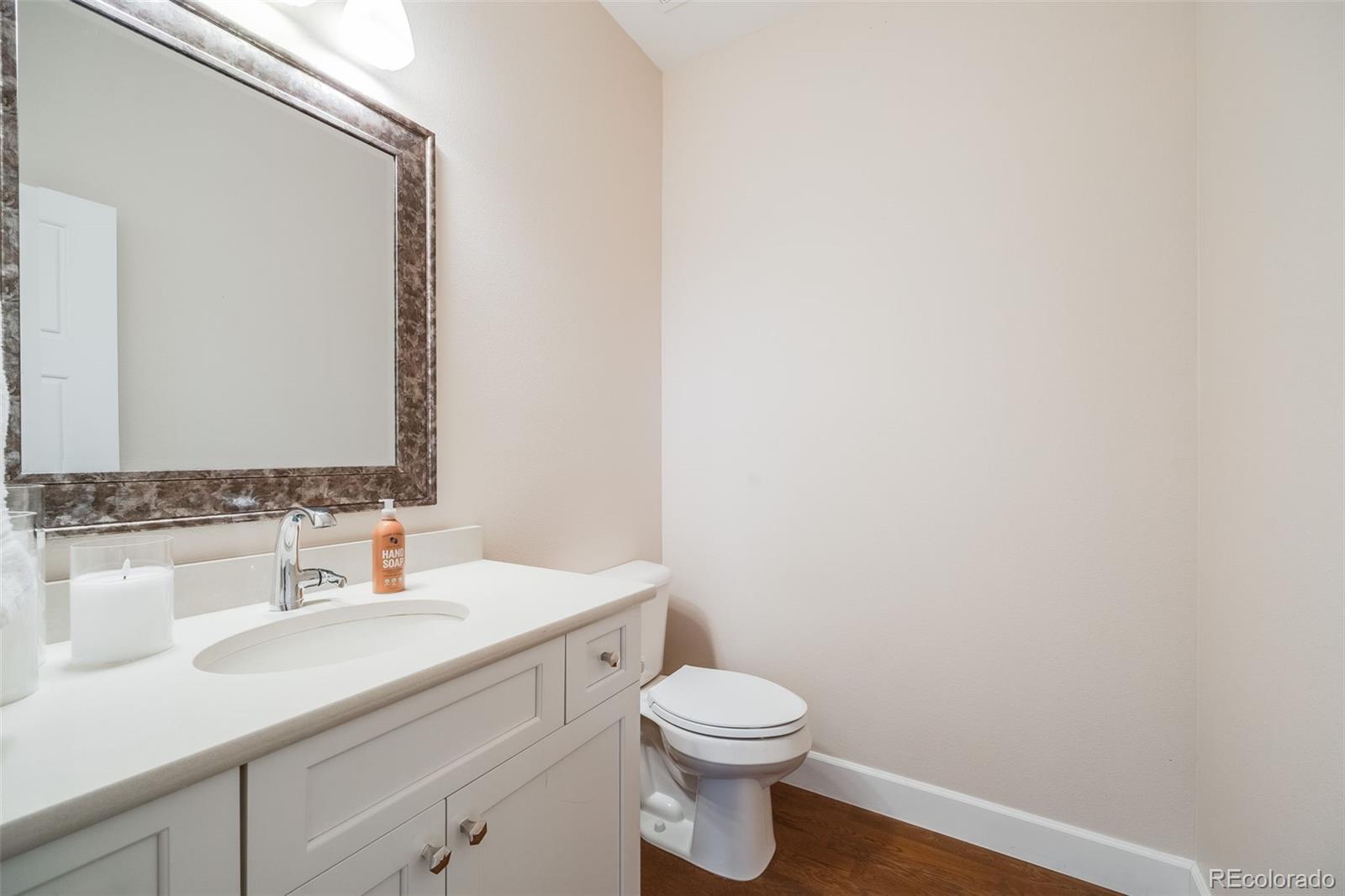 MLS Image #15 for 19294 e warren place,aurora, Colorado