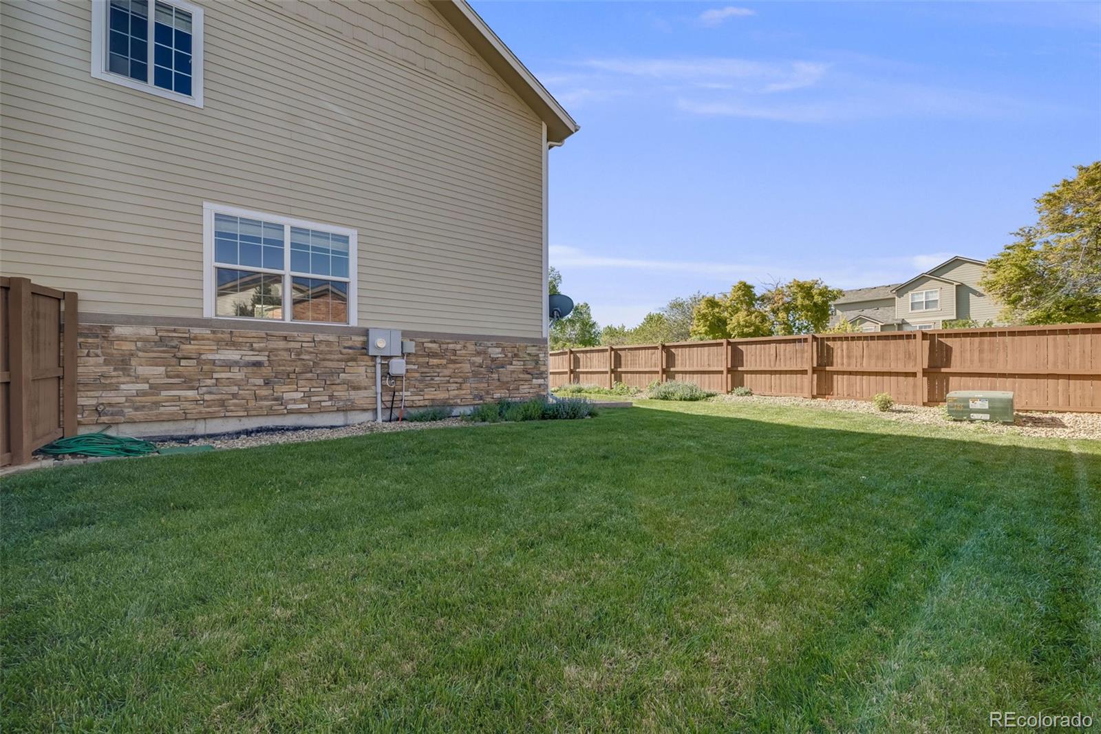 MLS Image #33 for 19294 e warren place,aurora, Colorado