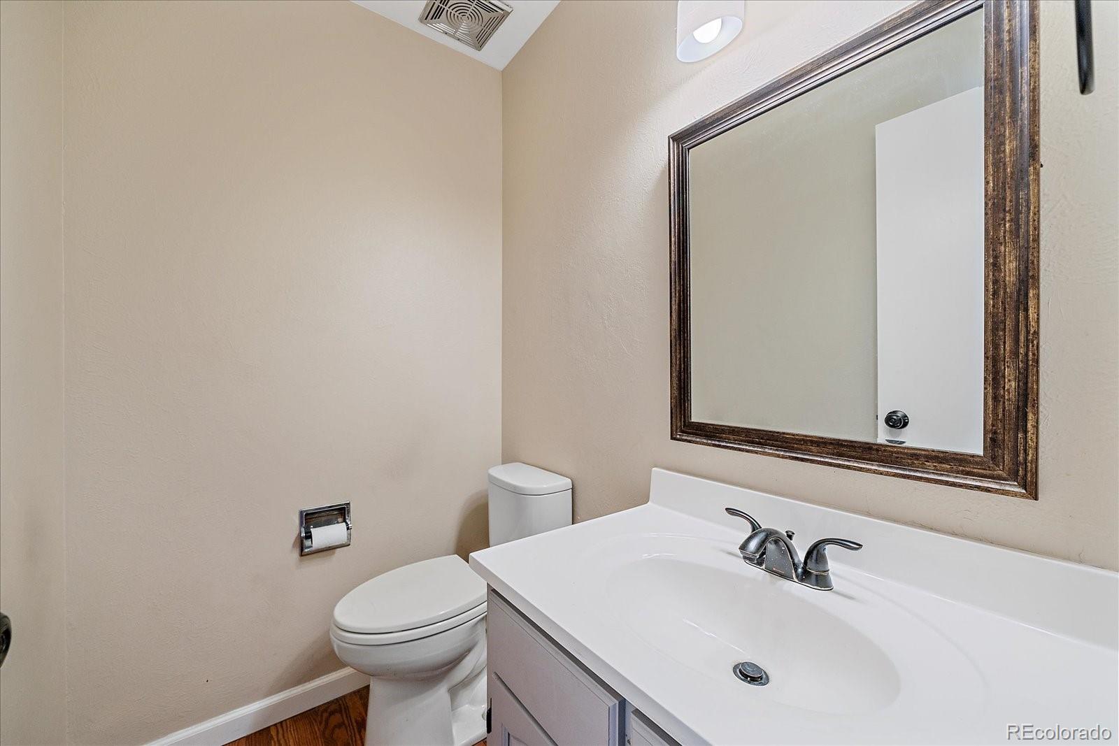 MLS Image #12 for 1923 s newark way,aurora, Colorado