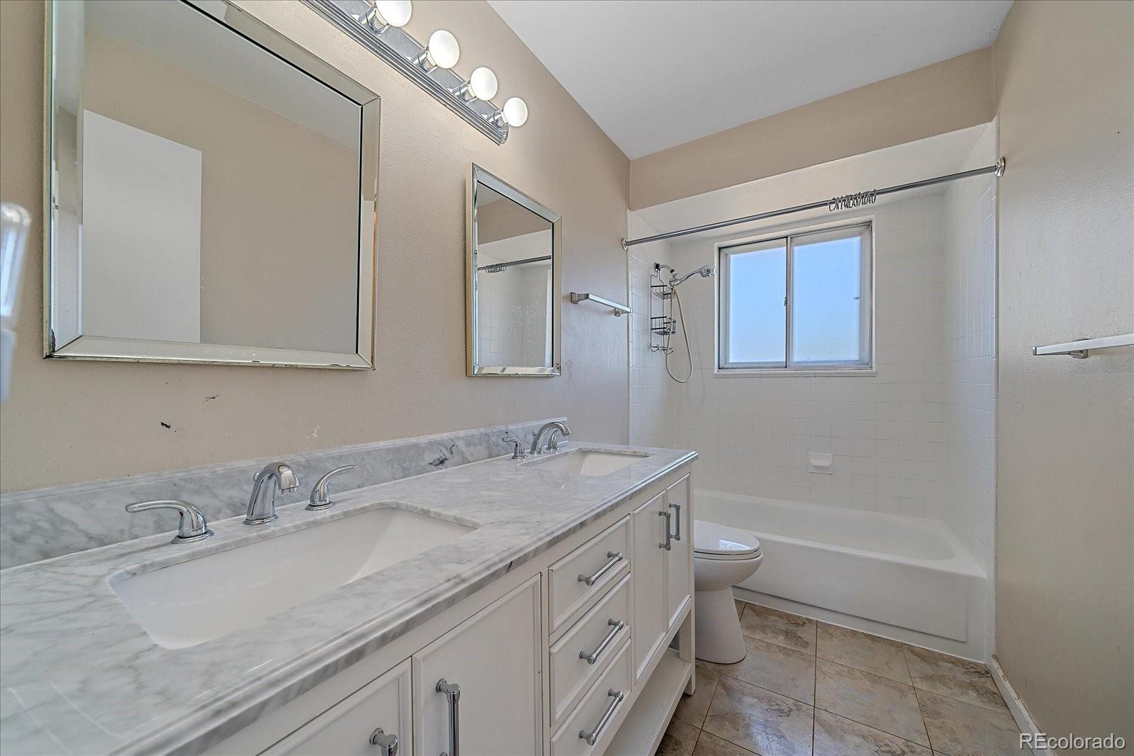 MLS Image #18 for 1923 s newark way,aurora, Colorado
