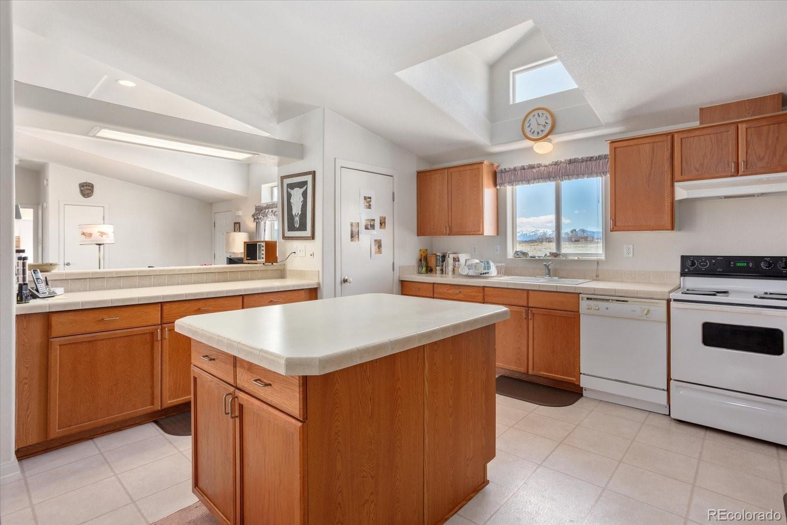 MLS Image #9 for 13786  schoger road,nathrop, Colorado