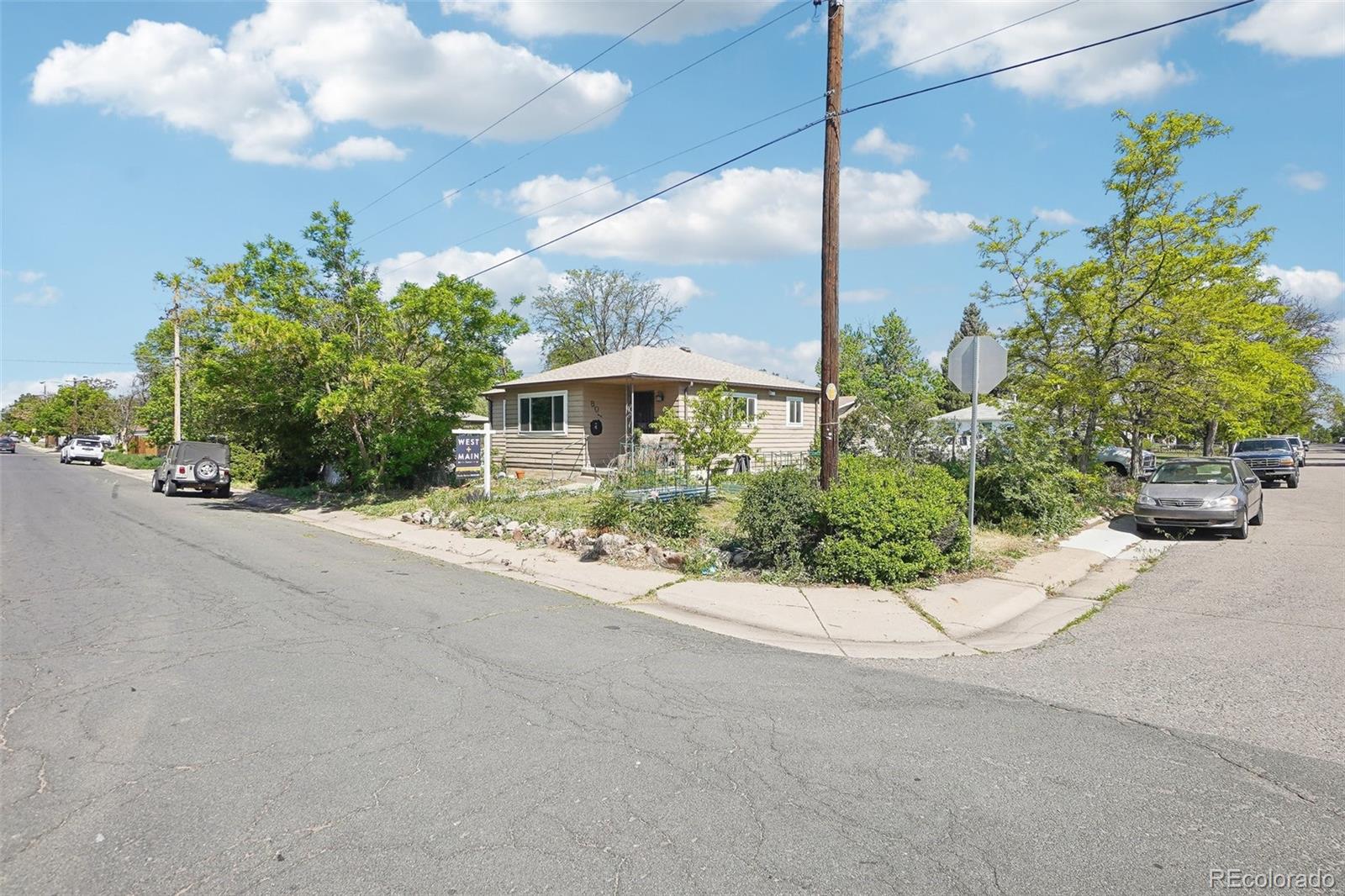 MLS Image #0 for 801  hanover street,aurora, Colorado