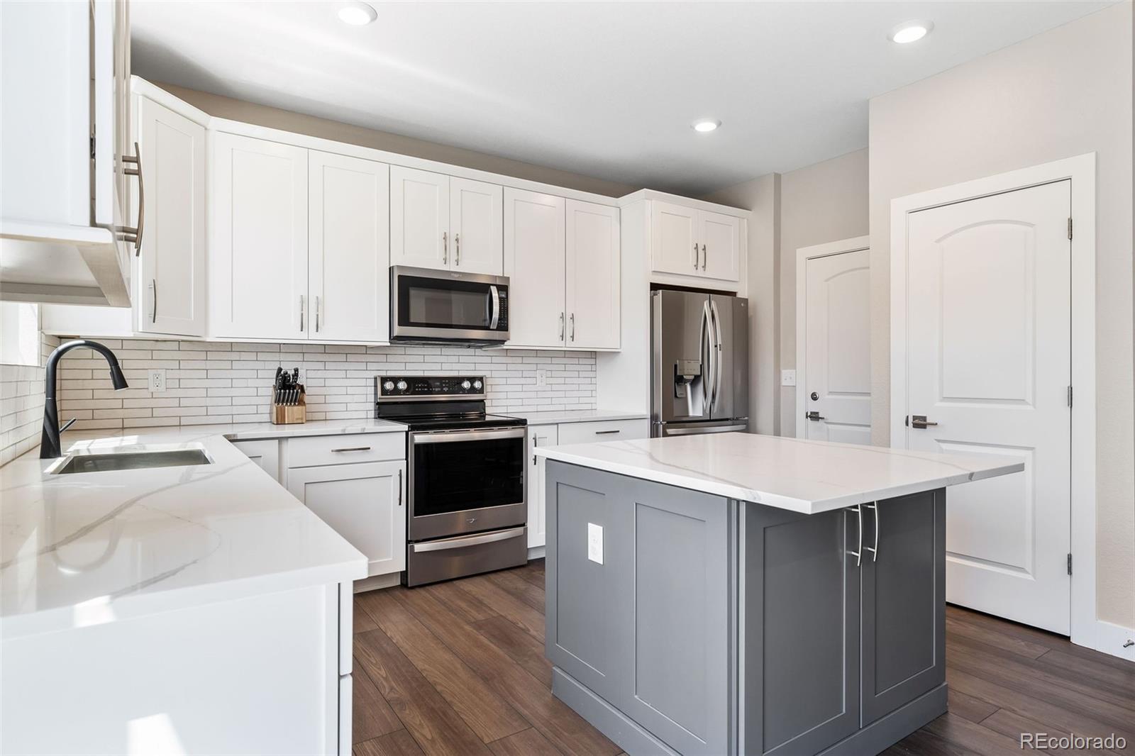 MLS Image #9 for 1632  saddlesmith place,castle pines, Colorado