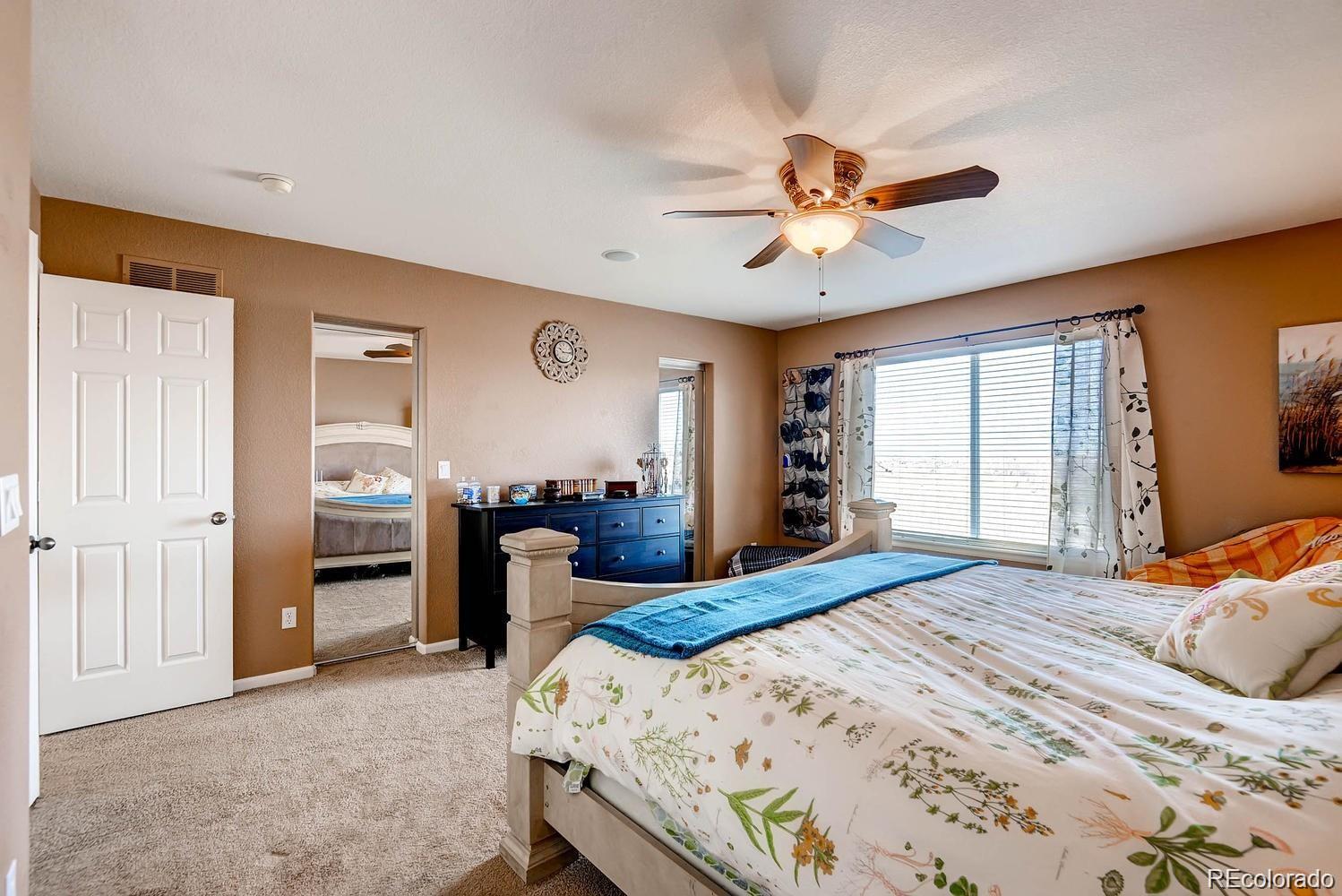 MLS Image #15 for 20341 e 48th place,denver, Colorado
