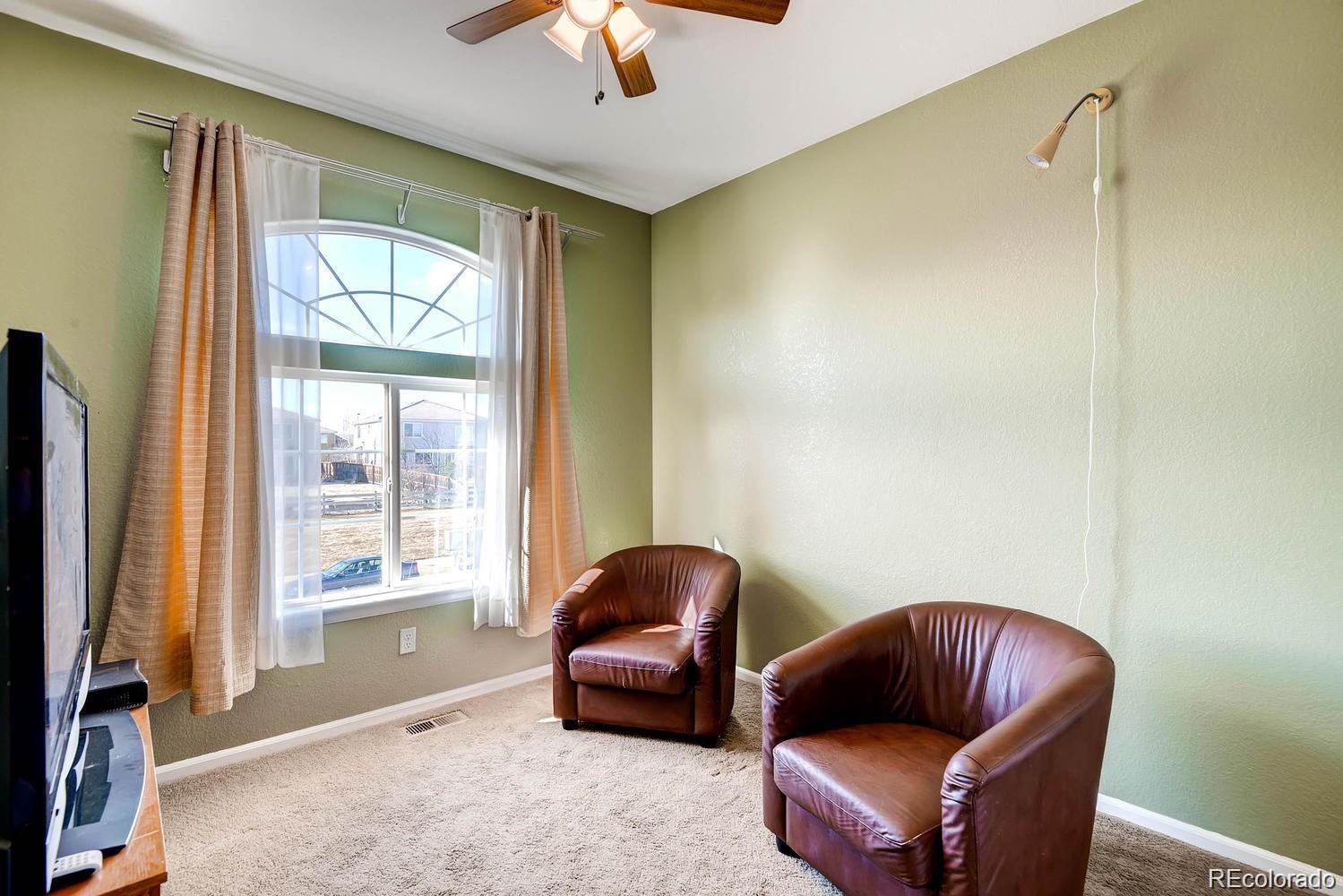 MLS Image #19 for 20341 e 48th place,denver, Colorado