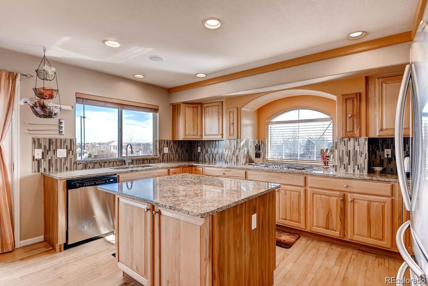 MLS Image #6 for 20341 e 48th place,denver, Colorado