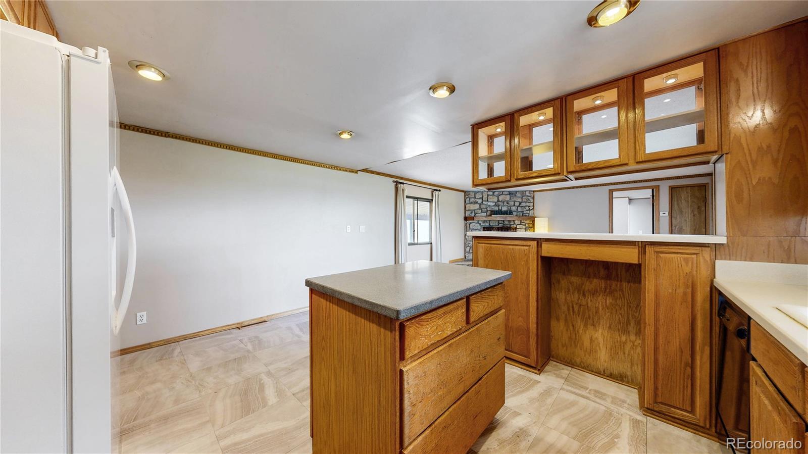 MLS Image #10 for 8509  colorado court,denver, Colorado