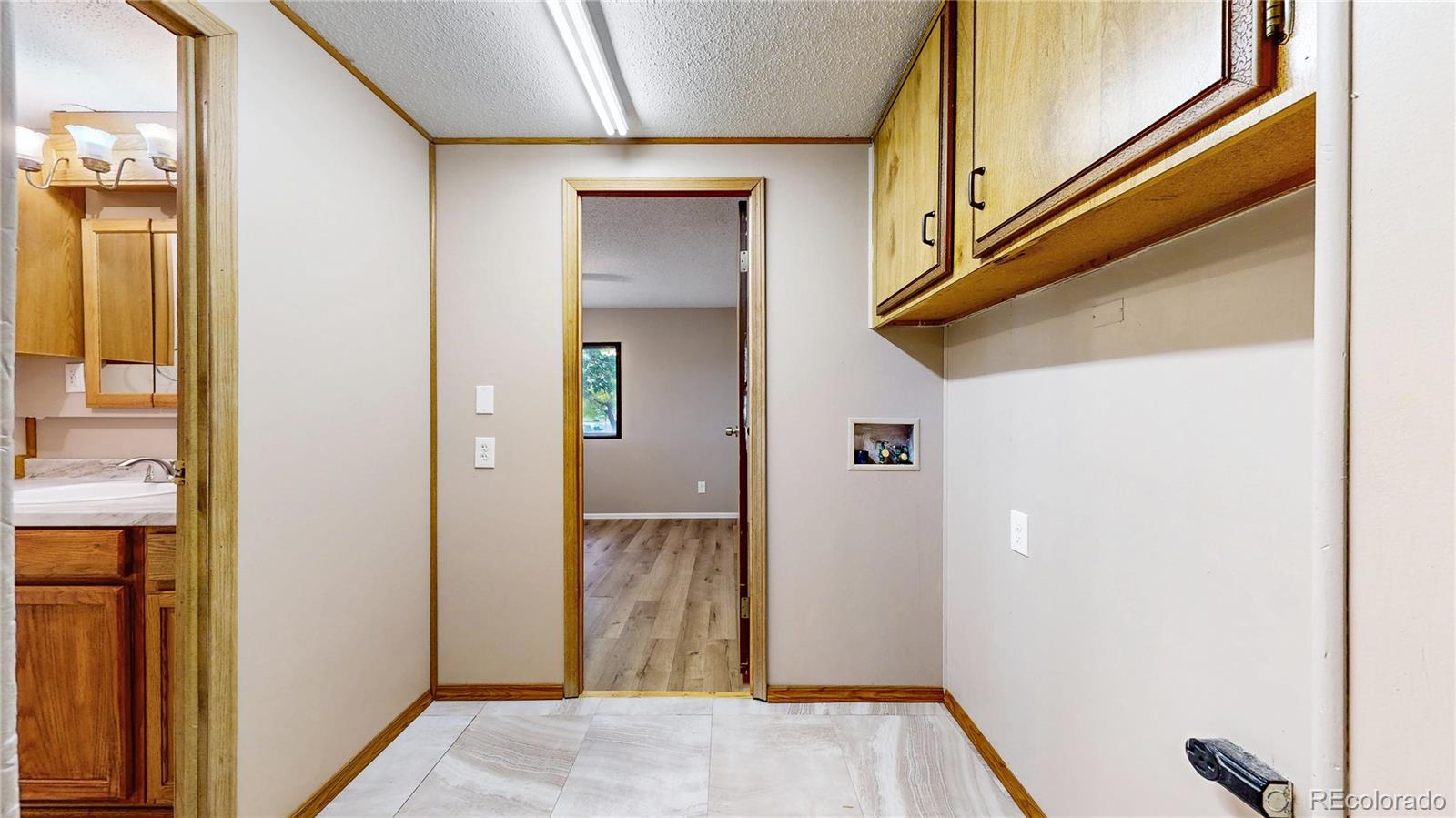 MLS Image #17 for 8509  colorado court,denver, Colorado