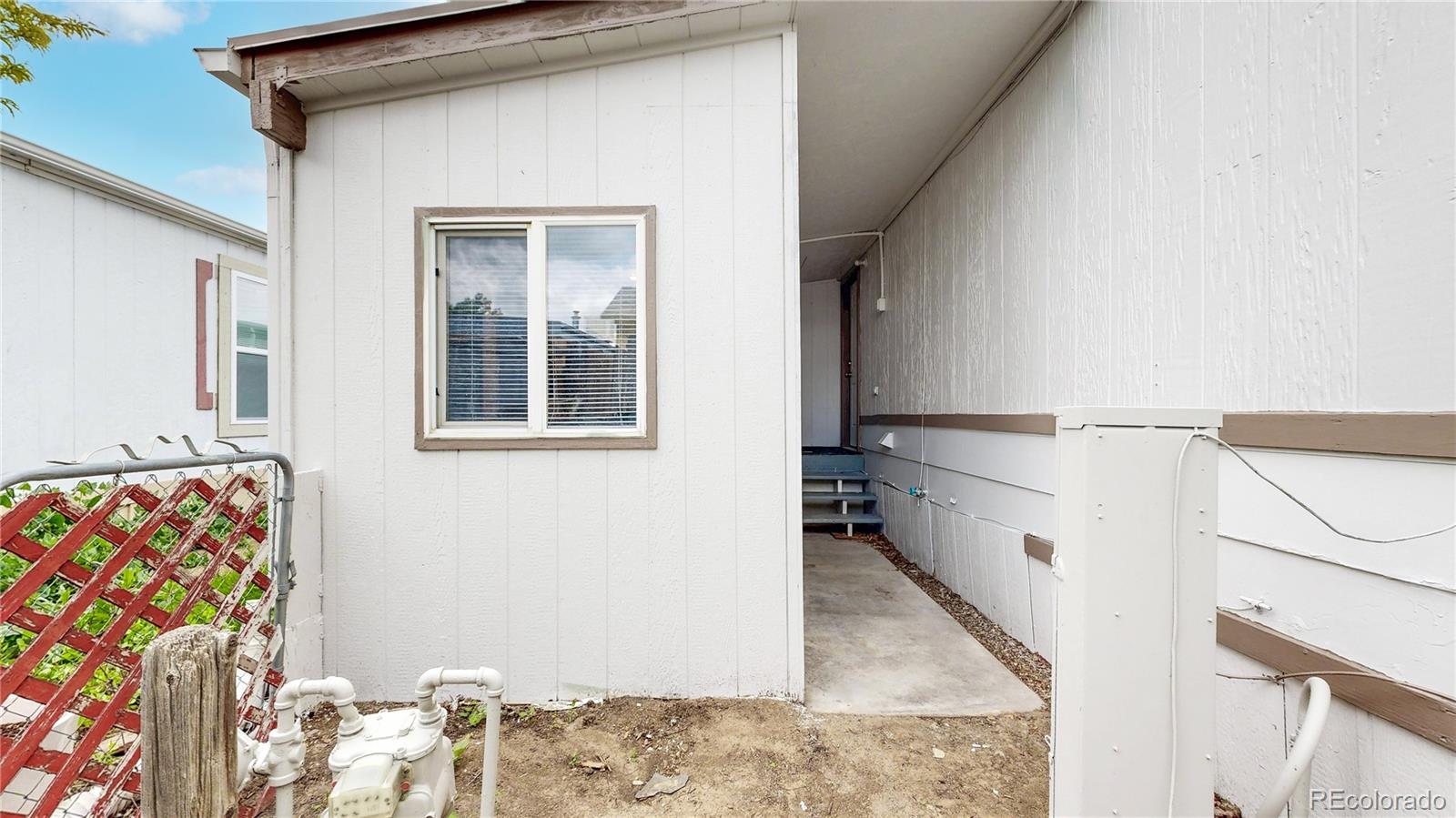 MLS Image #23 for 8509  colorado court,denver, Colorado