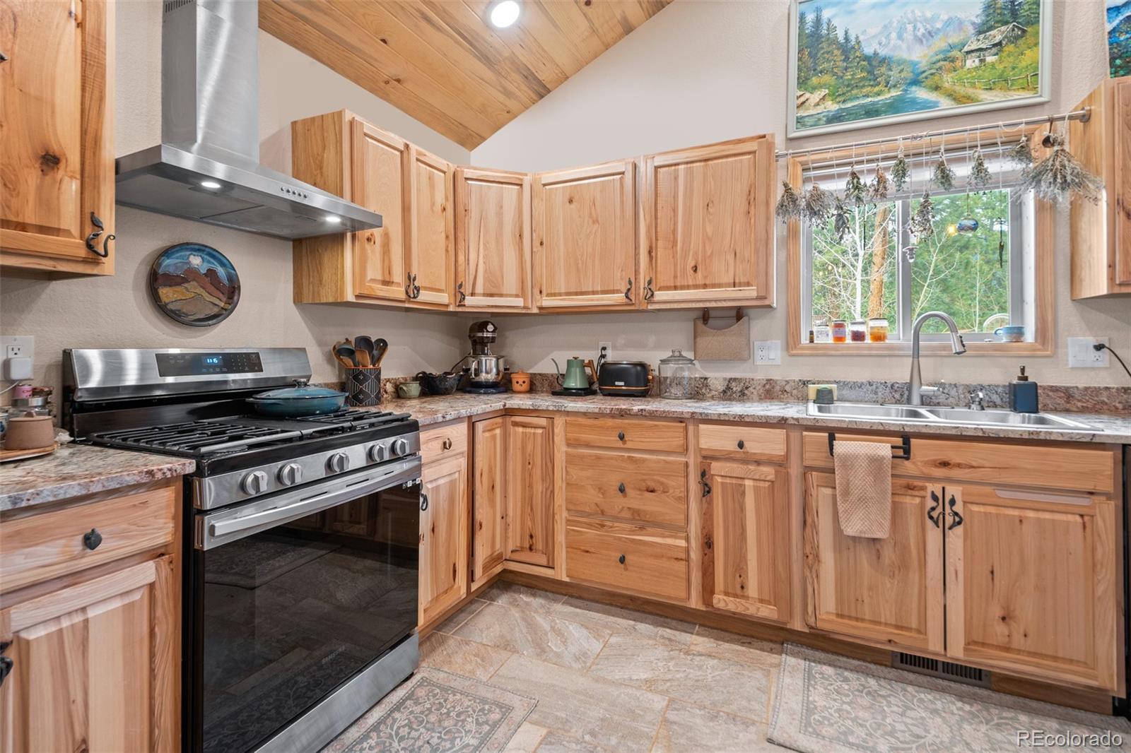 MLS Image #11 for 332  harris street,bailey, Colorado