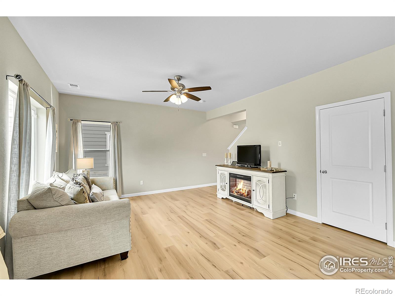 MLS Image #7 for 6008  sandstone circle,frederick, Colorado