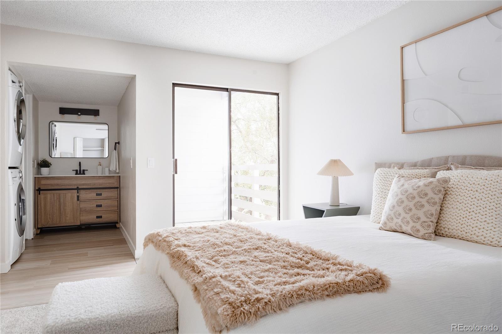 MLS Image #9 for 7395 e eastman avenue,denver, Colorado