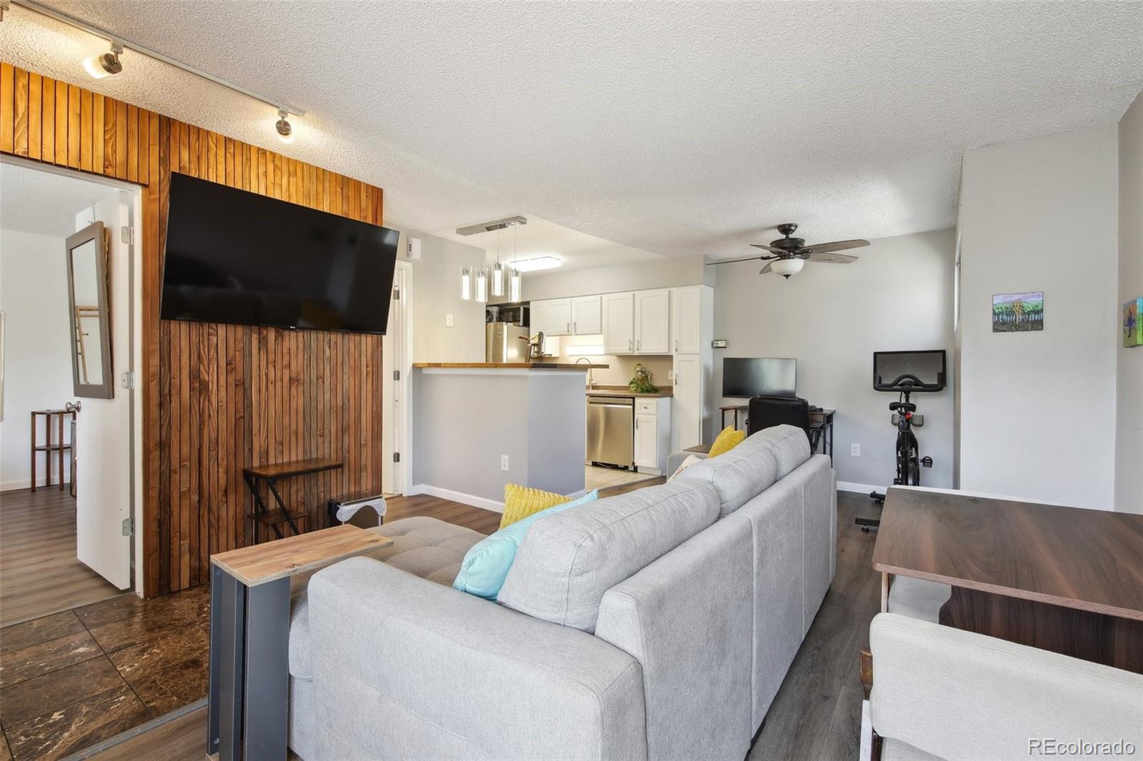 MLS Image #4 for 1830  newland court,lakewood, Colorado