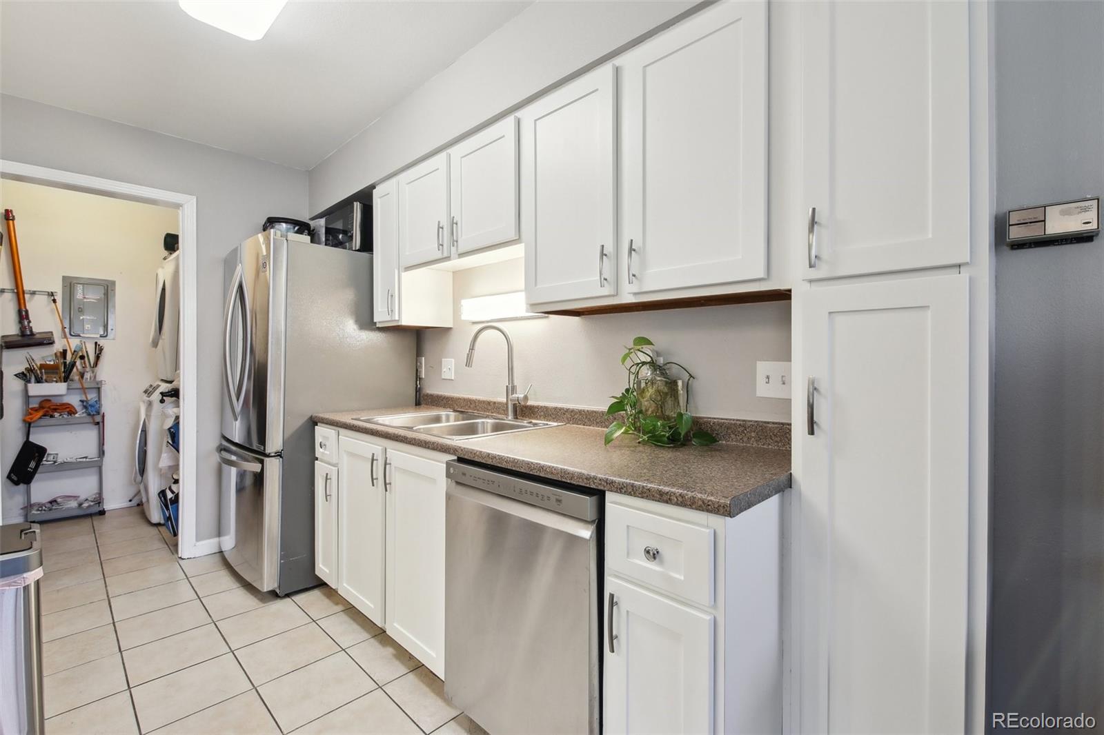 MLS Image #7 for 1830  newland court,lakewood, Colorado