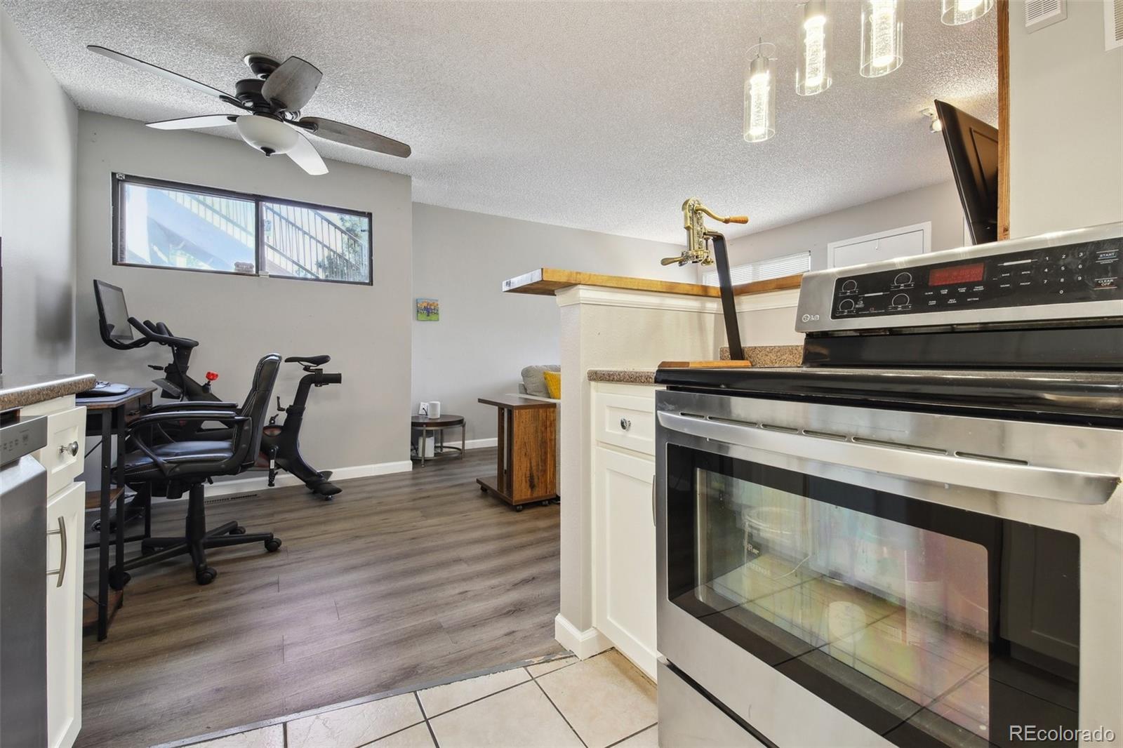 MLS Image #9 for 1830  newland court,lakewood, Colorado