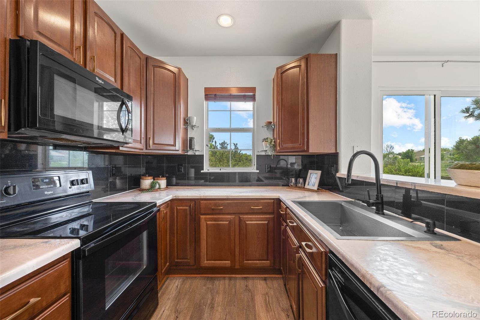 MLS Image #7 for 101  granby way b,aurora, Colorado