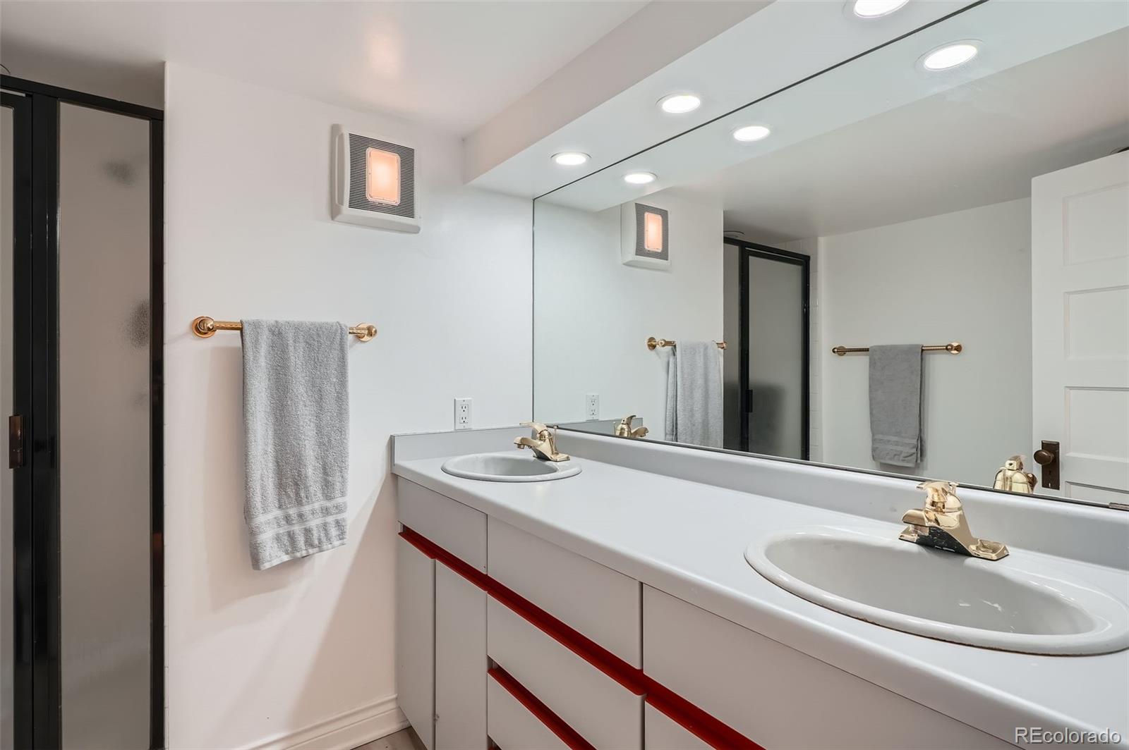 MLS Image #20 for 824 s medea way,denver, Colorado