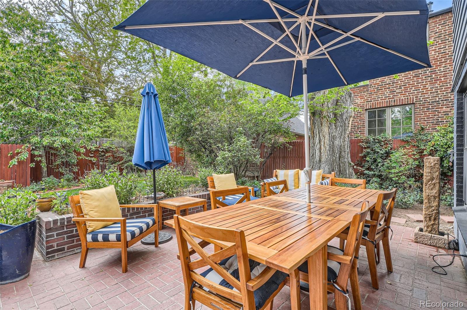 MLS Image #22 for 824 s medea way,denver, Colorado