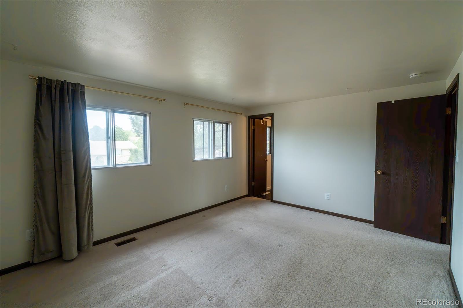 MLS Image #15 for 5233  smokehouse lane,colorado springs, Colorado