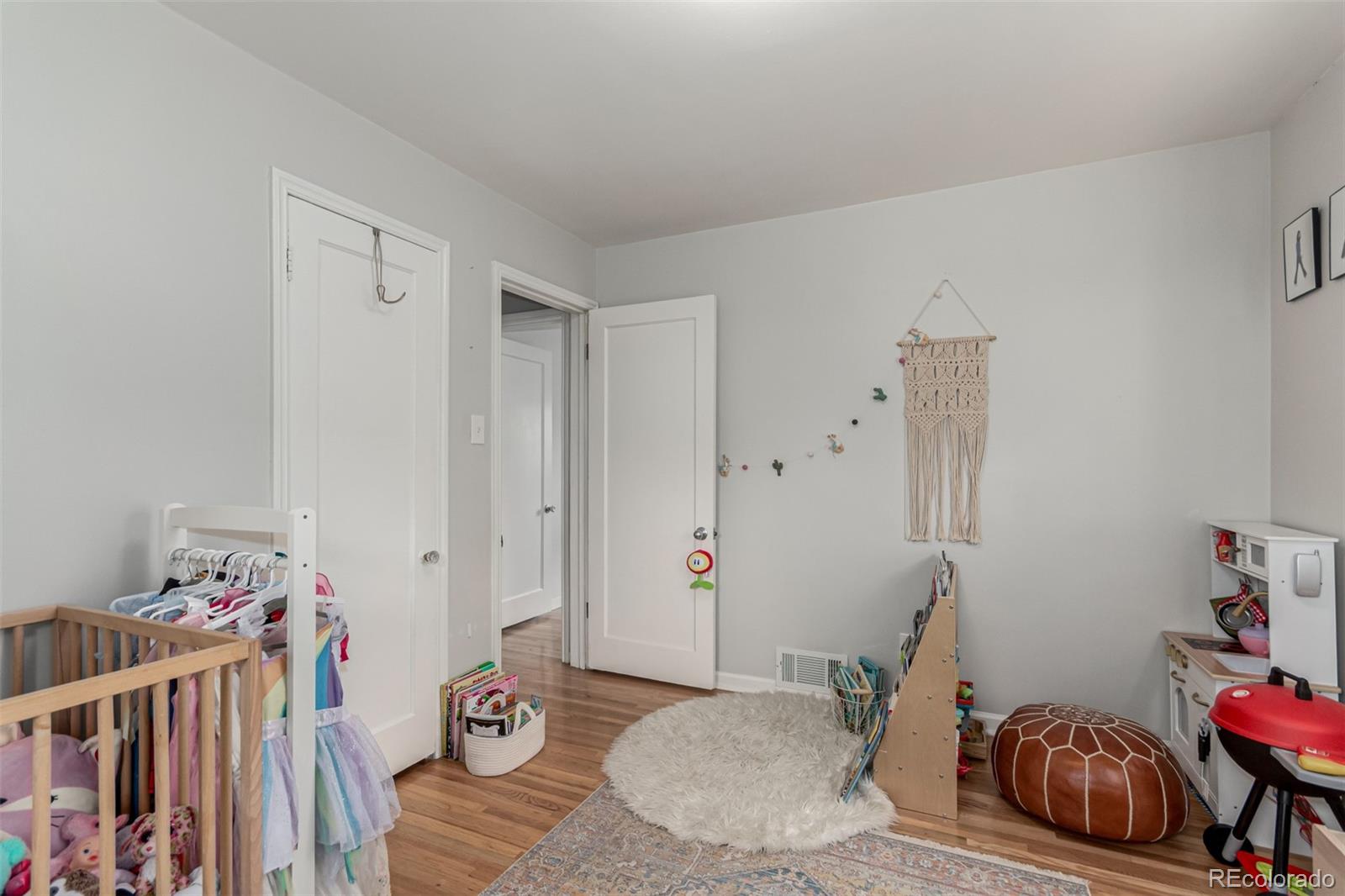 MLS Image #11 for 5979 s windermere street,littleton, Colorado