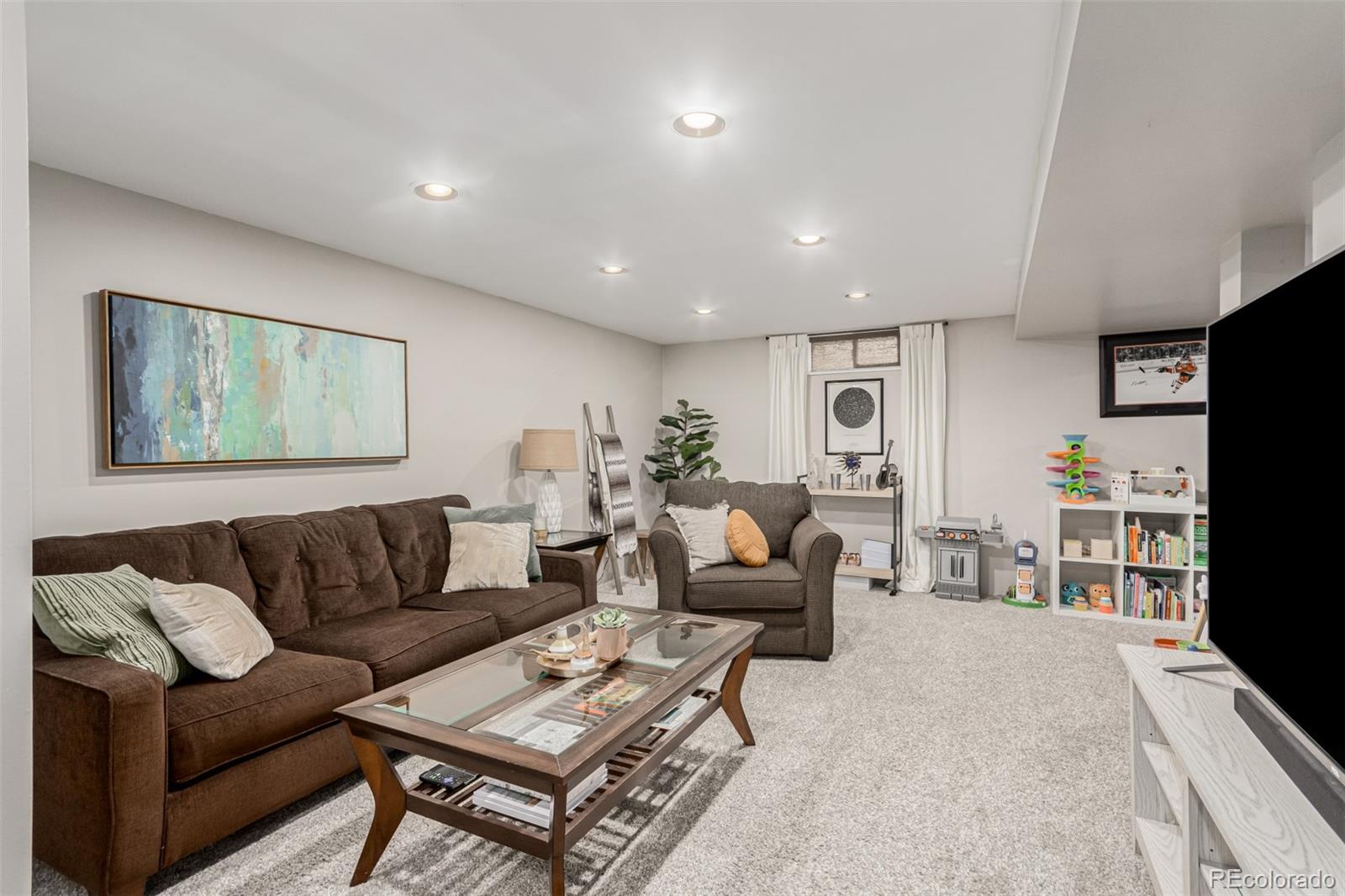 MLS Image #18 for 5979 s windermere street,littleton, Colorado