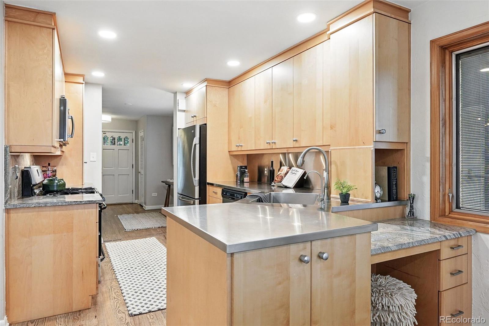 MLS Image #16 for 11 s albion street,denver, Colorado