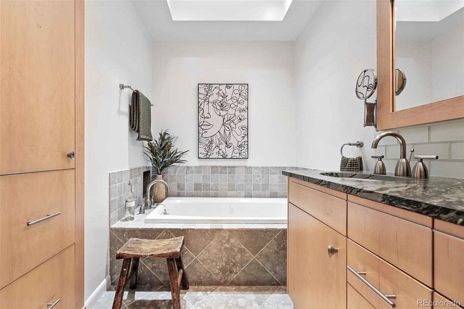 MLS Image #23 for 11 s albion street,denver, Colorado