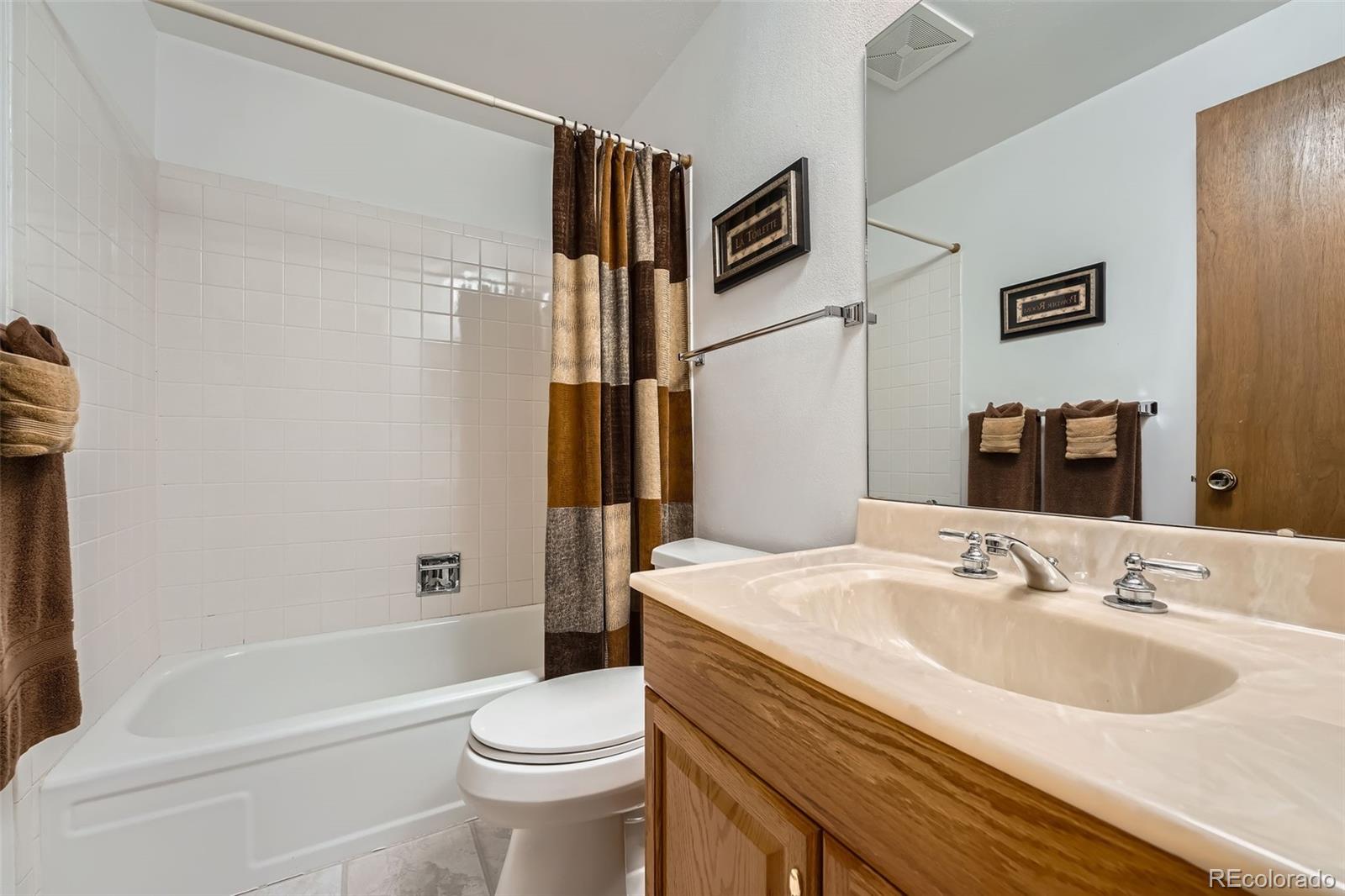 MLS Image #20 for 678 s oswego court,aurora, Colorado