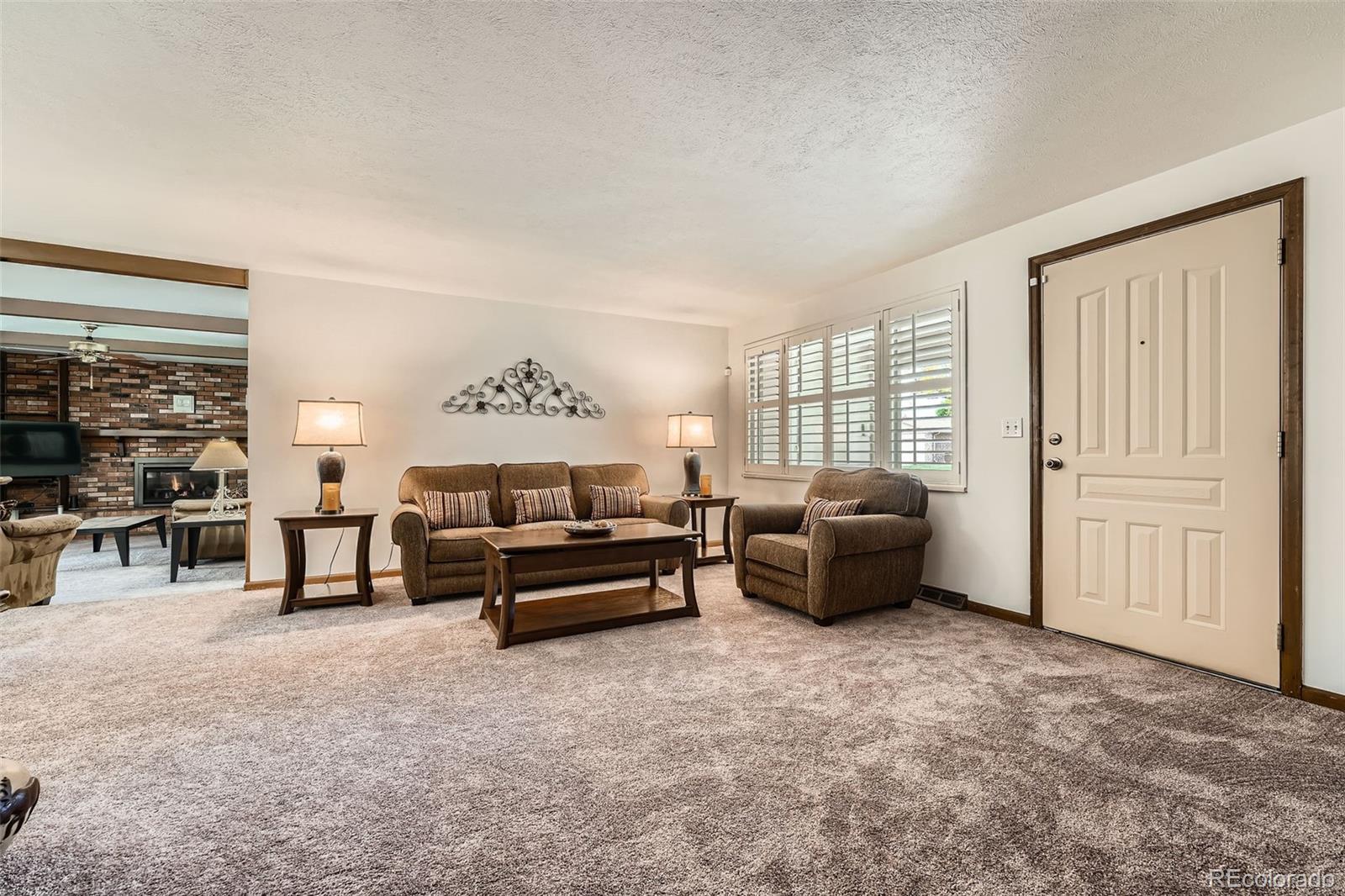 MLS Image #3 for 678 s oswego court,aurora, Colorado