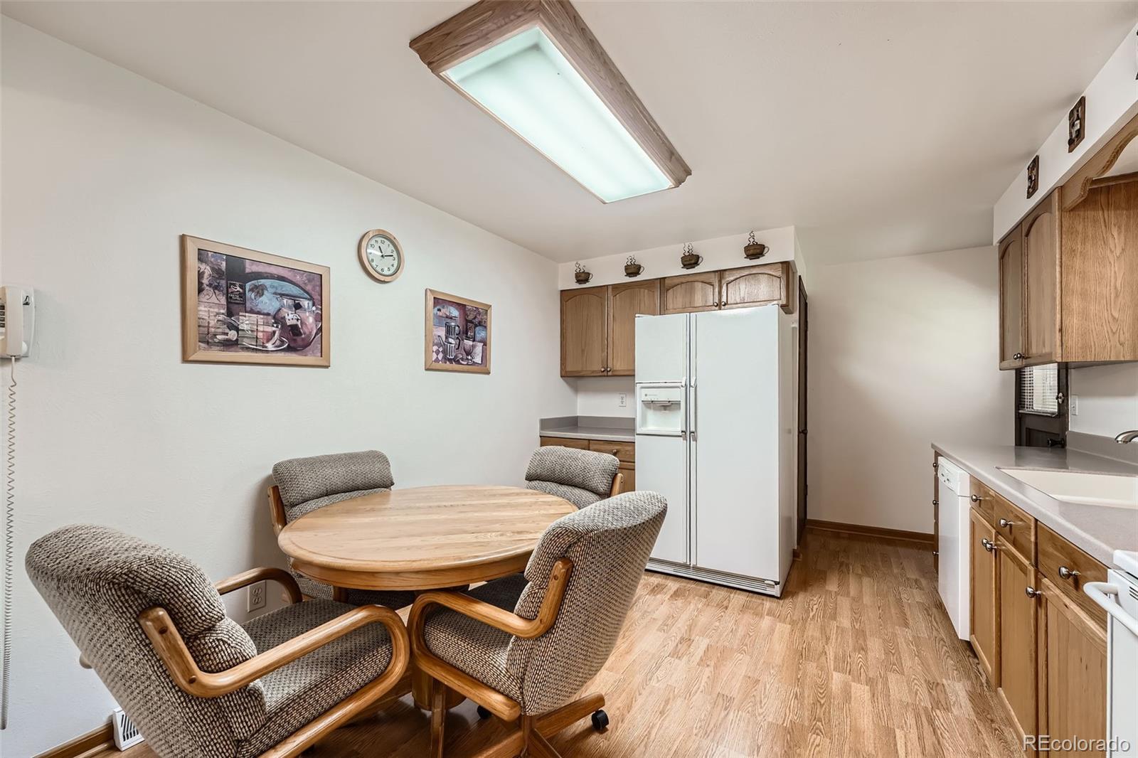 MLS Image #8 for 678 s oswego court,aurora, Colorado