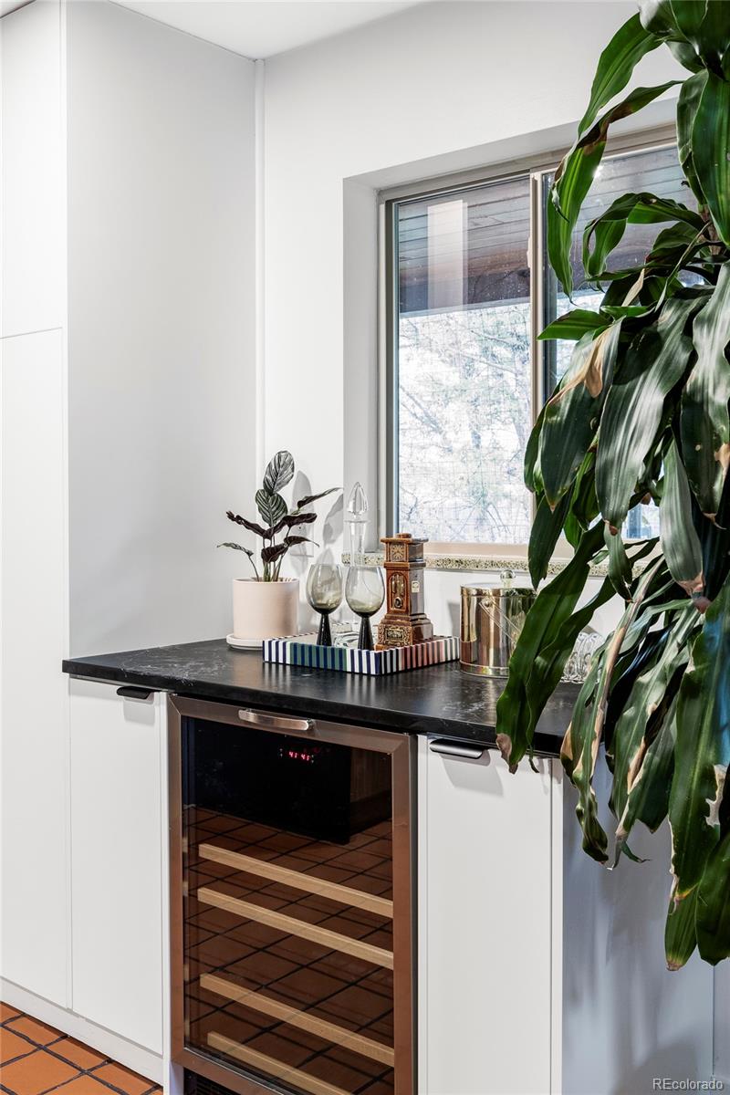 MLS Image #7 for 1330  olive street,denver, Colorado