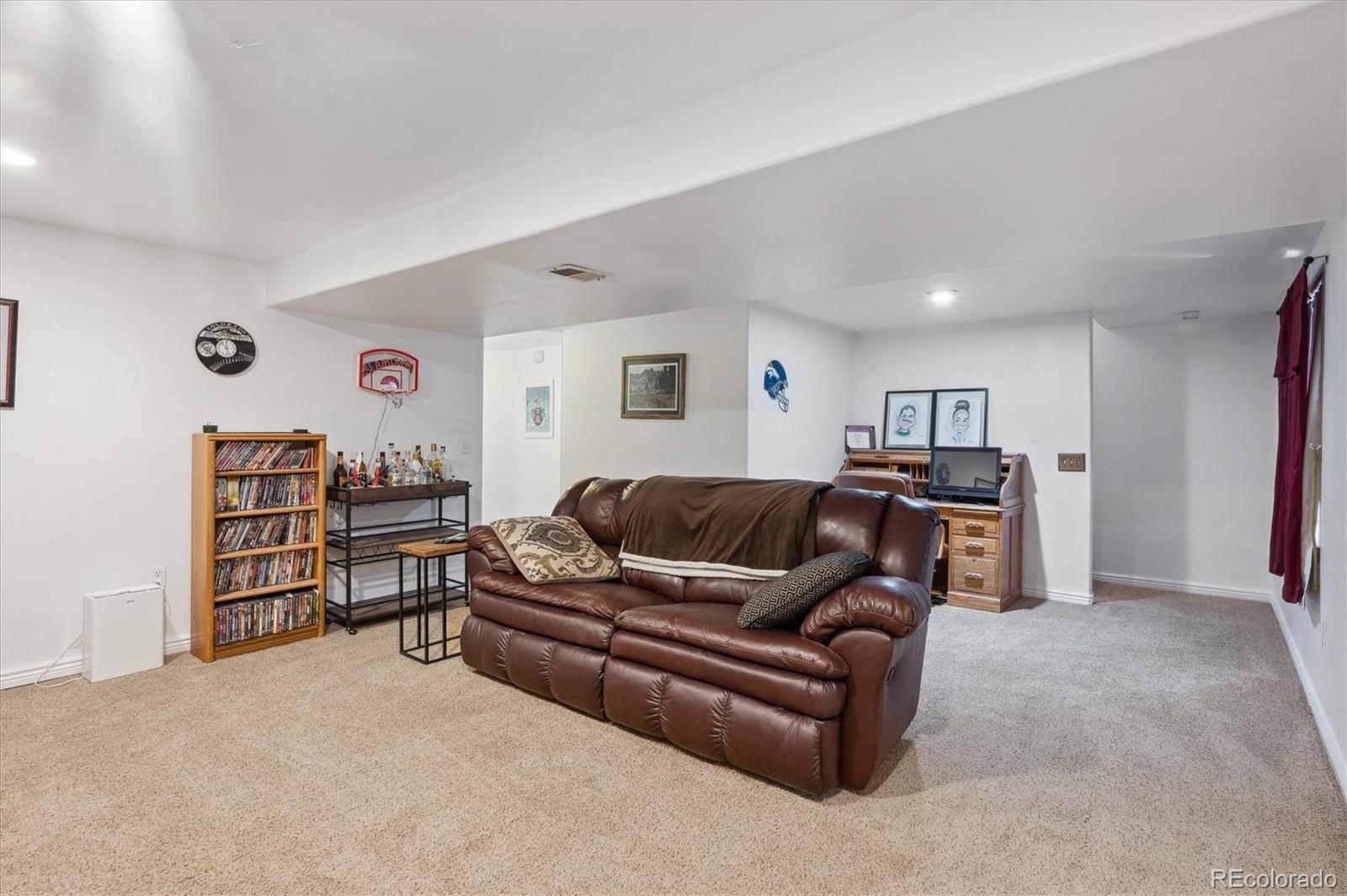 MLS Image #11 for 11337 e 1st avenue,aurora, Colorado