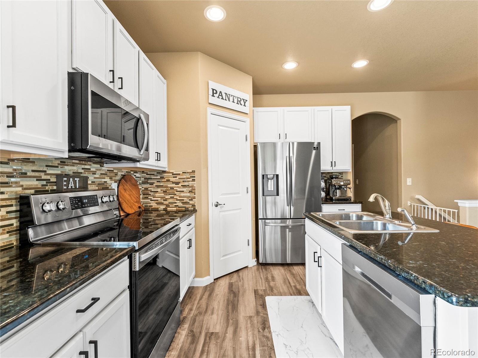 MLS Image #5 for 1973  village drive,milliken, Colorado
