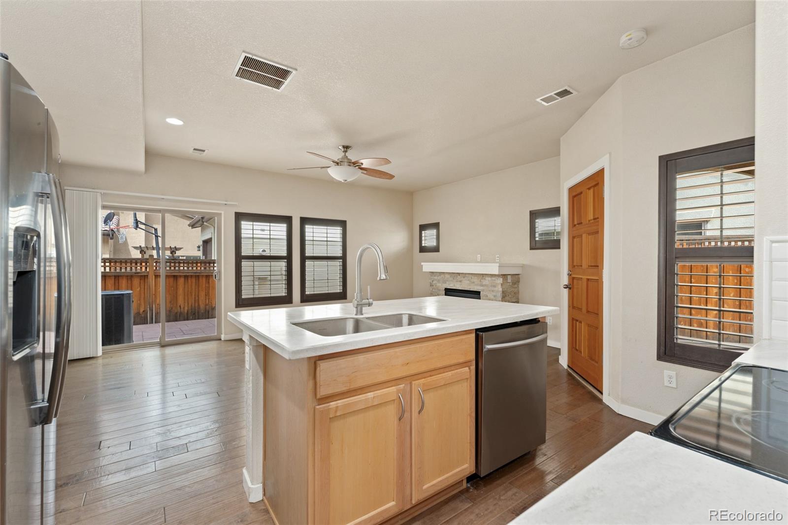 MLS Image #13 for 10044  martin luther king boulevard,denver, Colorado