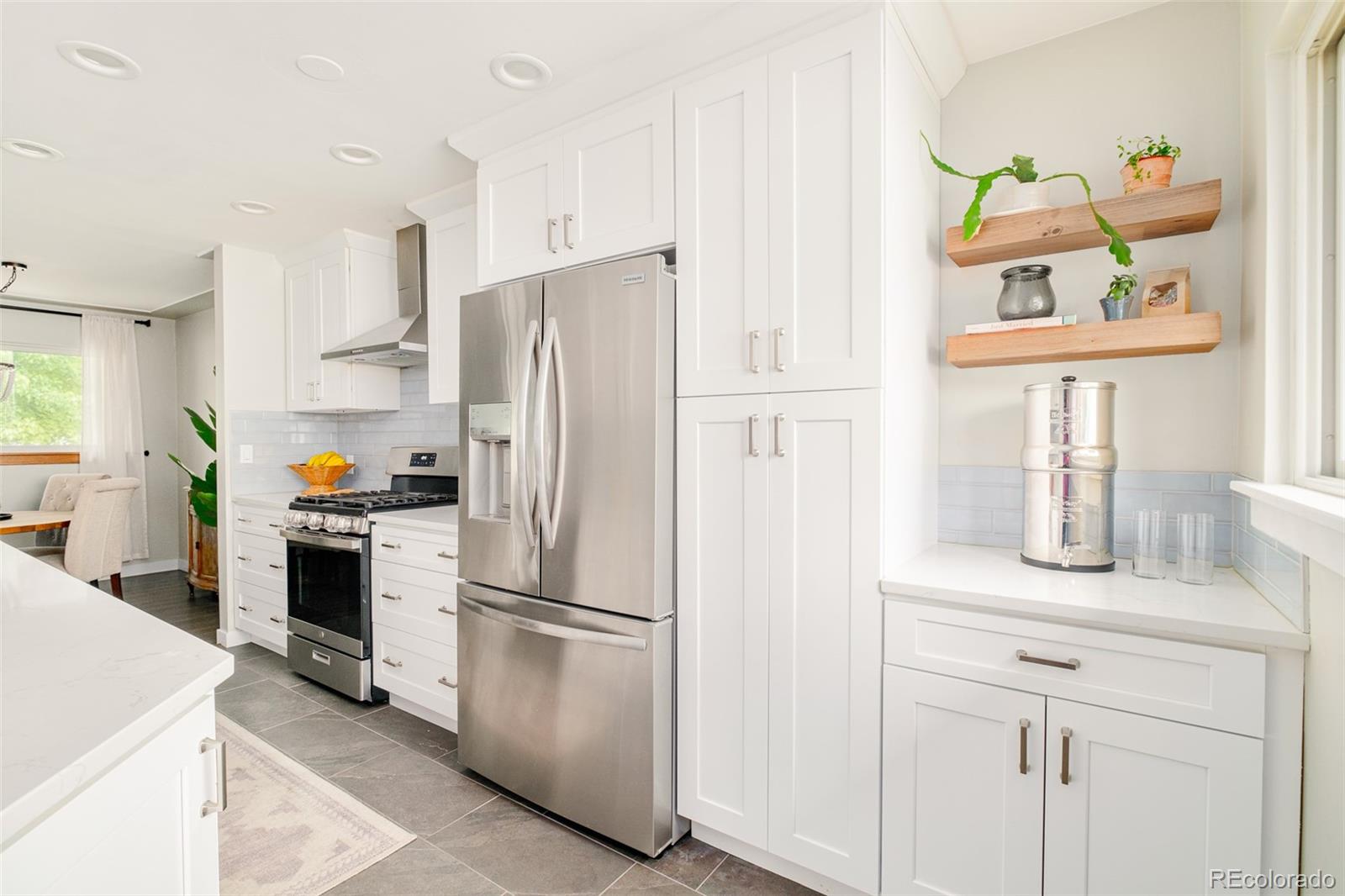 MLS Image #14 for 5885 s huron street,littleton, Colorado