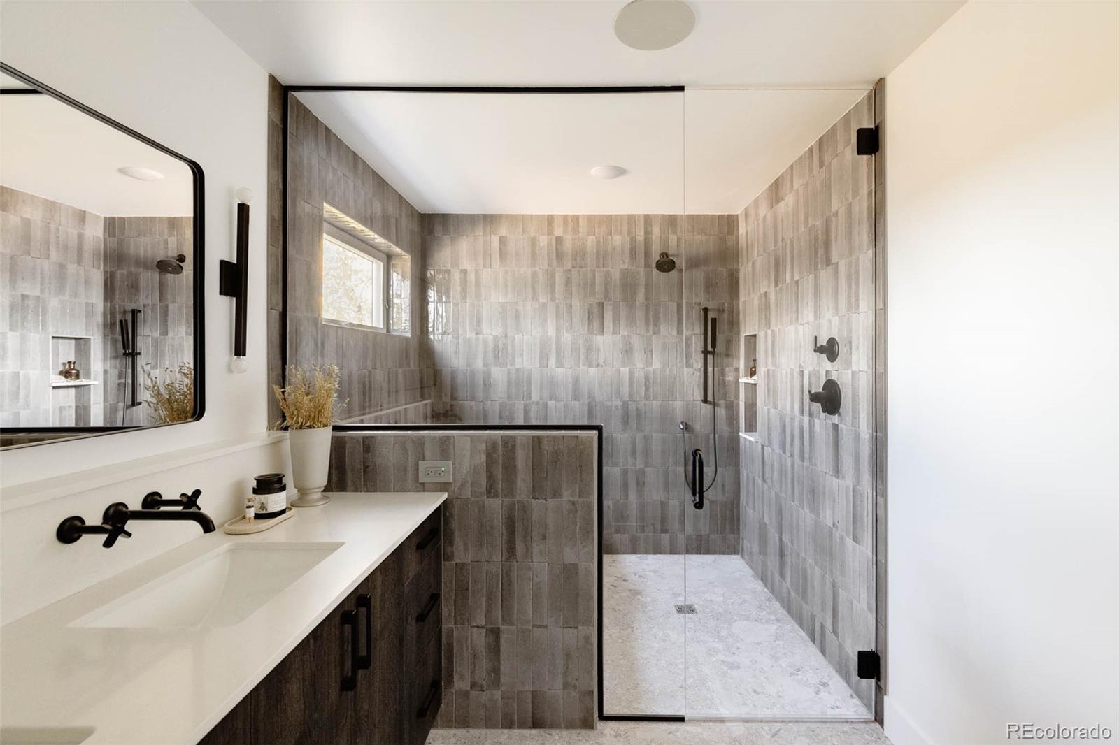 MLS Image #17 for 3435 w 17th avenue,denver, Colorado