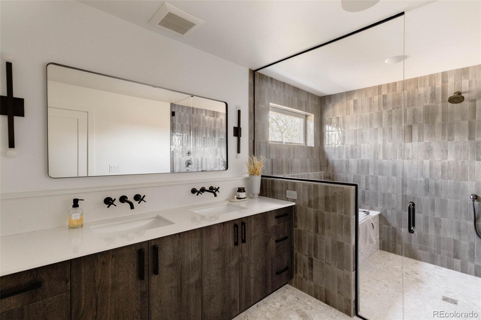 MLS Image #18 for 3435 w 17th avenue,denver, Colorado