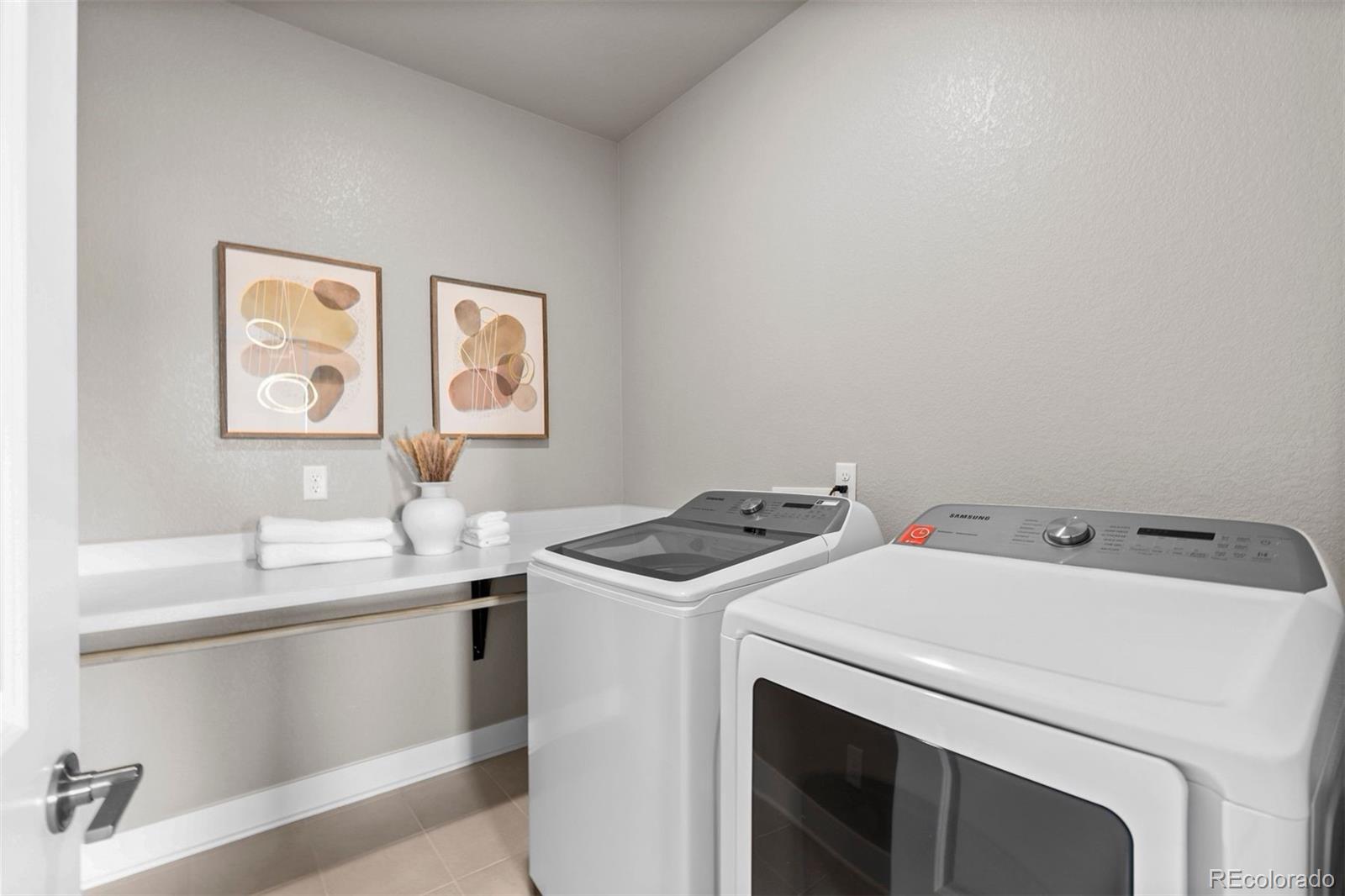 MLS Image #31 for 23252 e glidden drive,aurora, Colorado