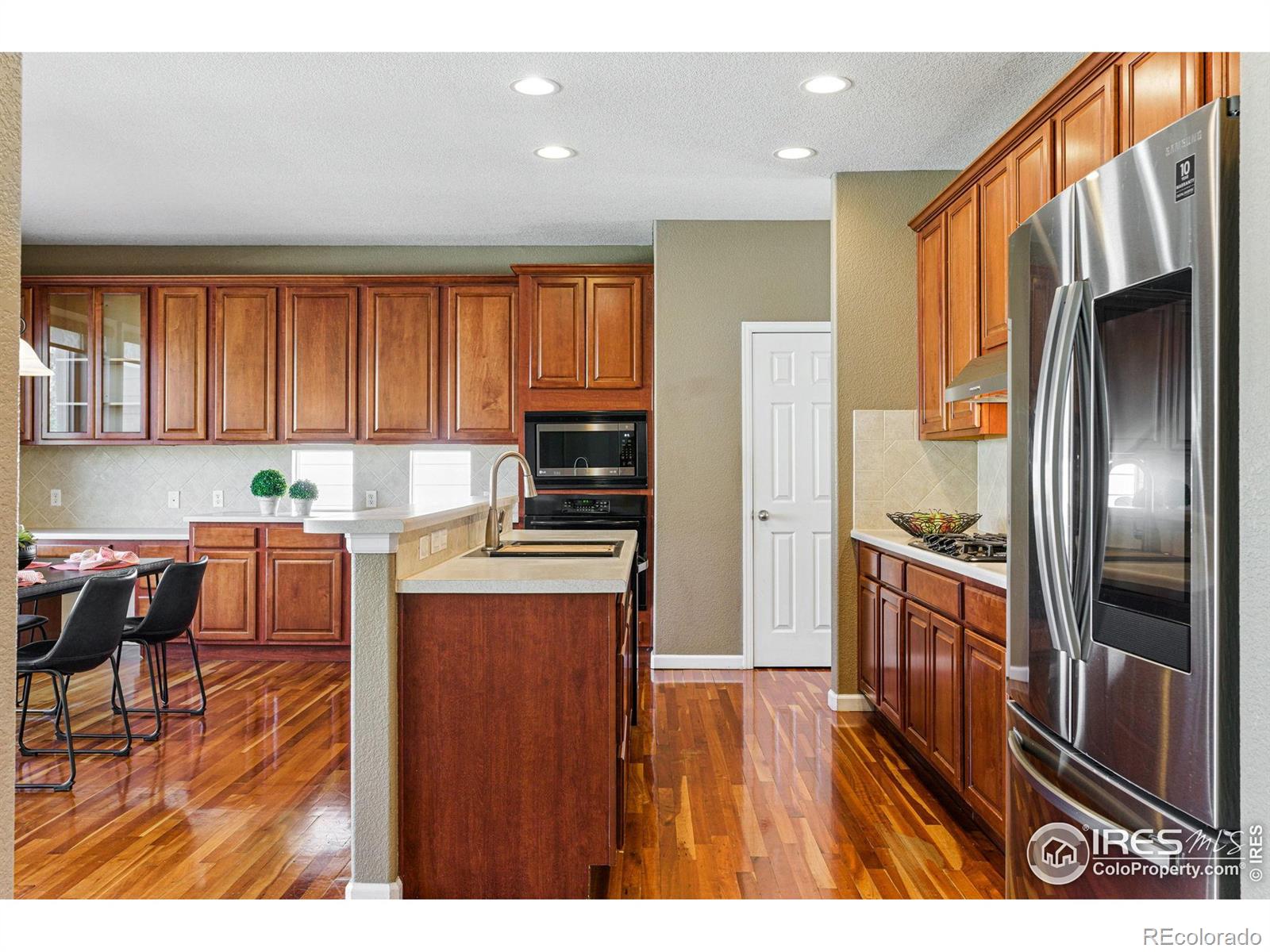 MLS Image #8 for 5017  bella vista drive,longmont, Colorado