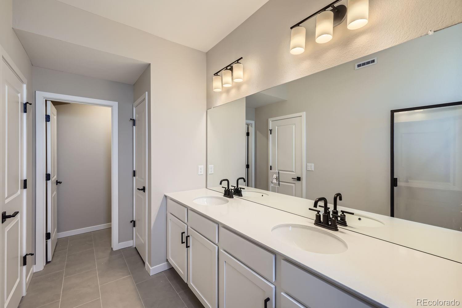 MLS Image #17 for 8321  mount kataka street,littleton, Colorado