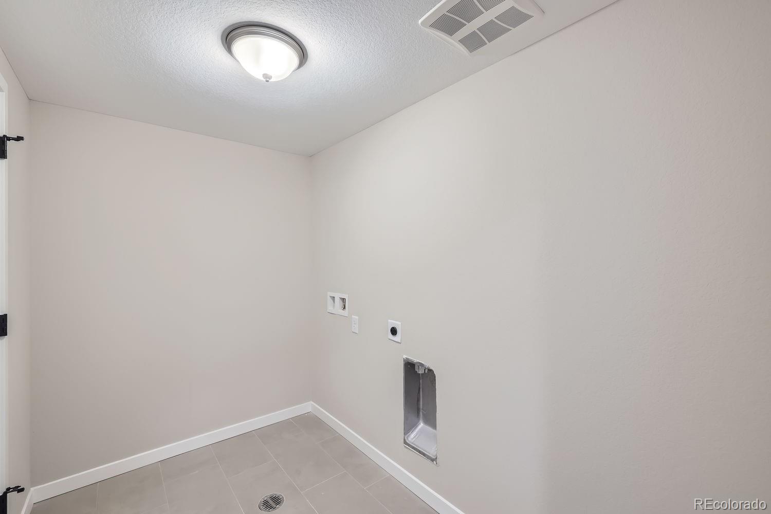 MLS Image #22 for 8321  mount kataka street,littleton, Colorado