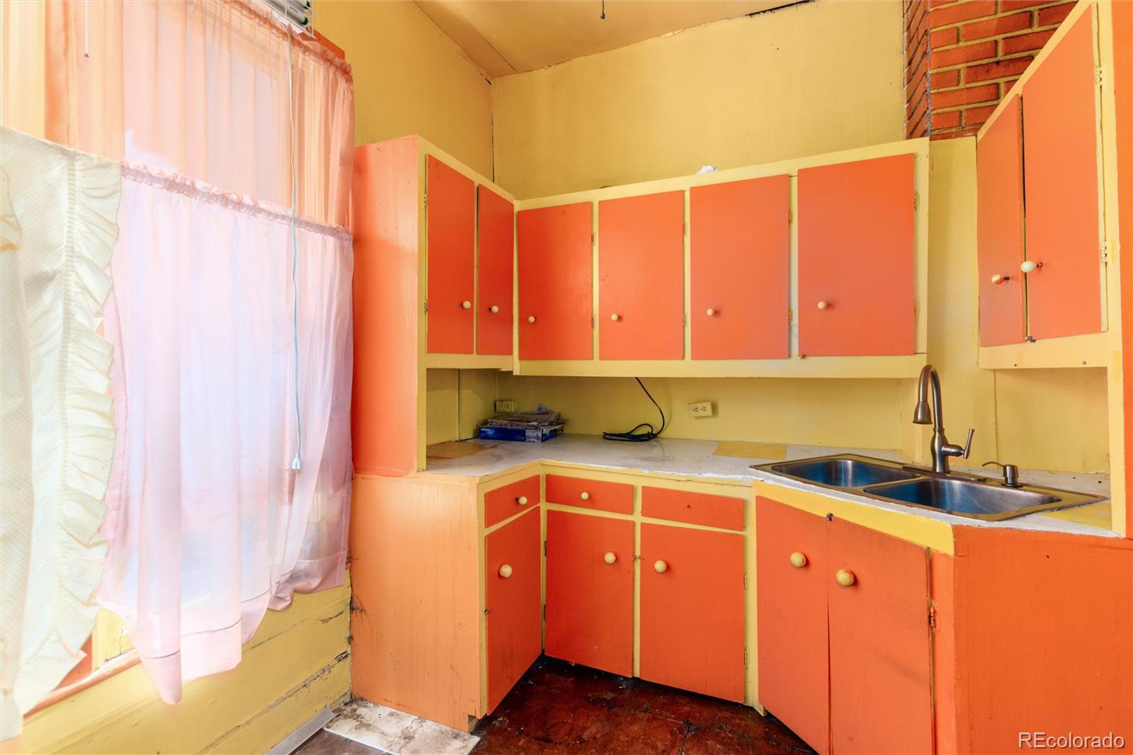 MLS Image #21 for 2410 w 36th avenue,denver, Colorado