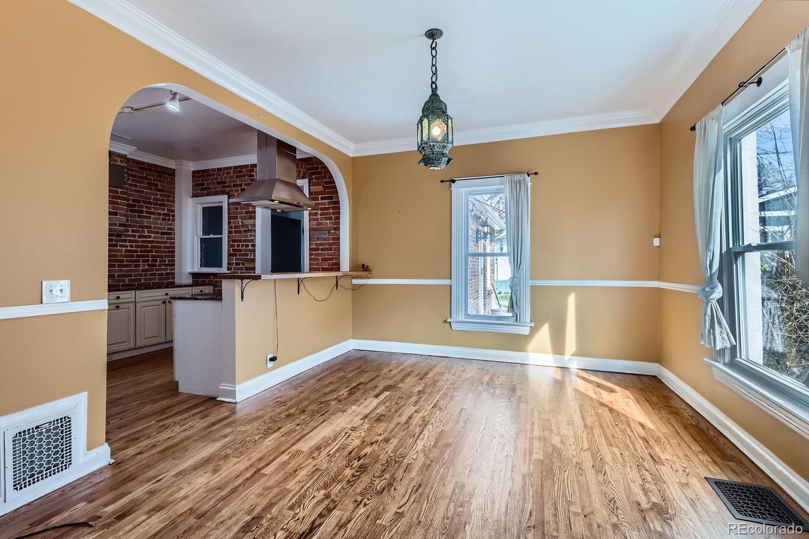 MLS Image #4 for 1006 s emerson street,denver, Colorado